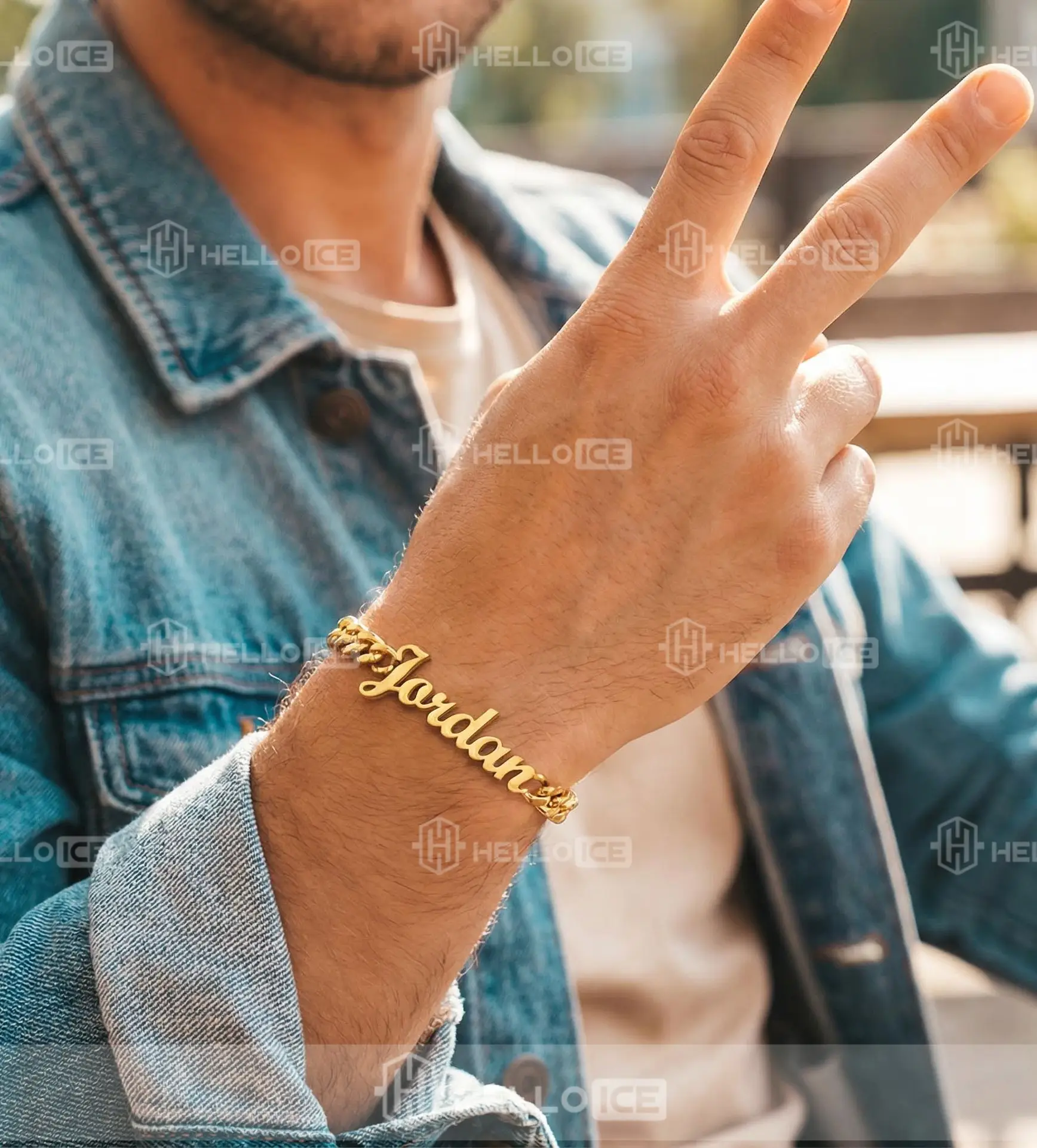 Helloice Review Image