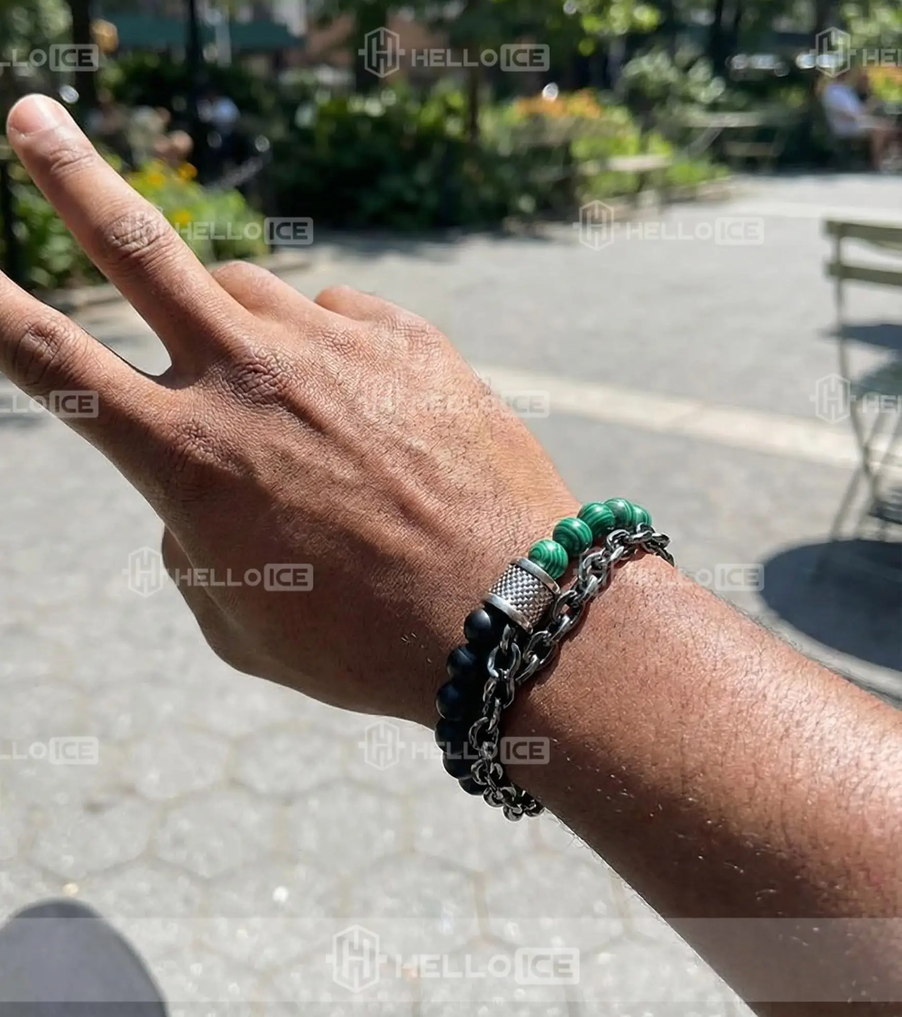 Helloice Review Image