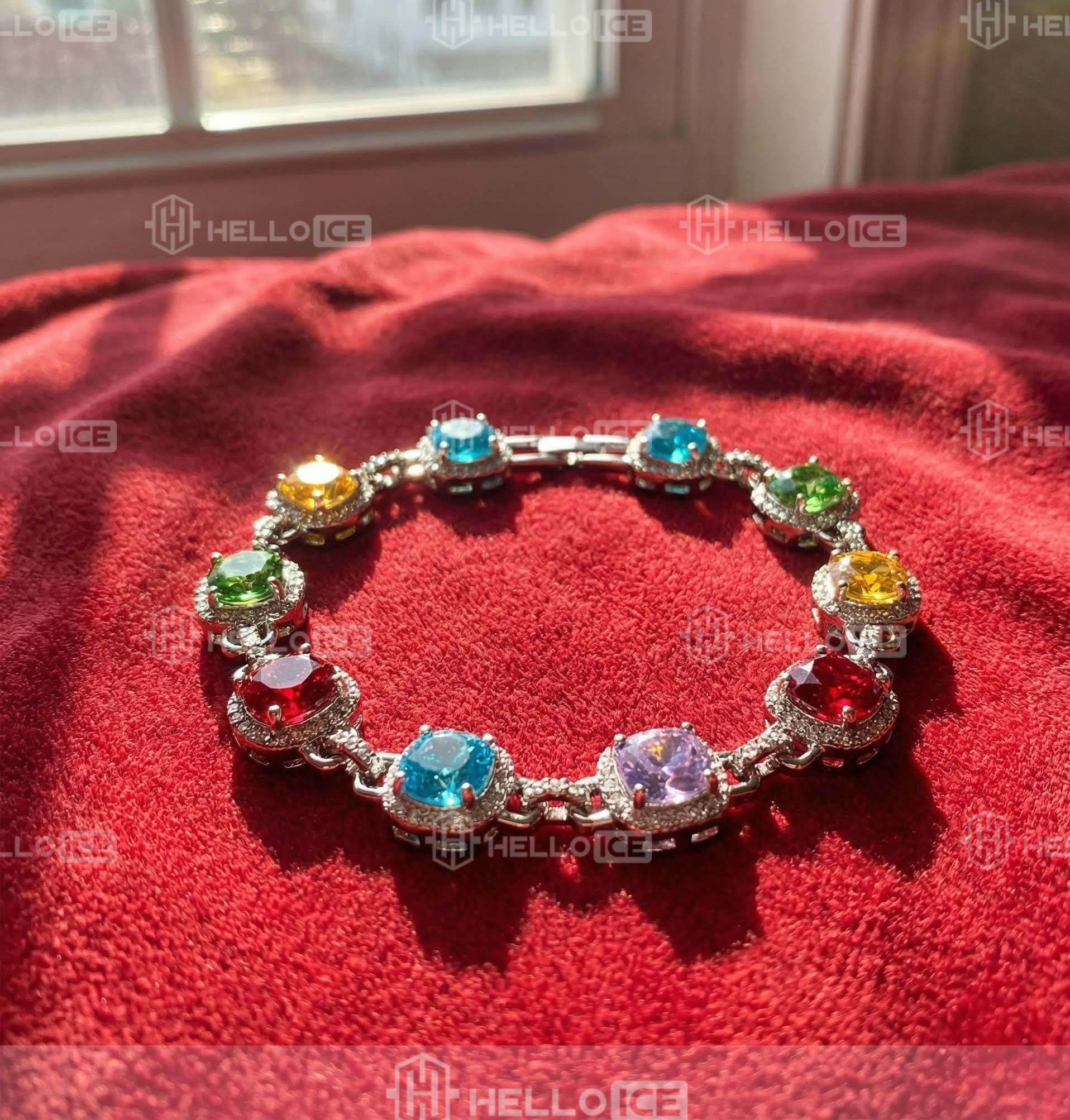 Helloice Review Image