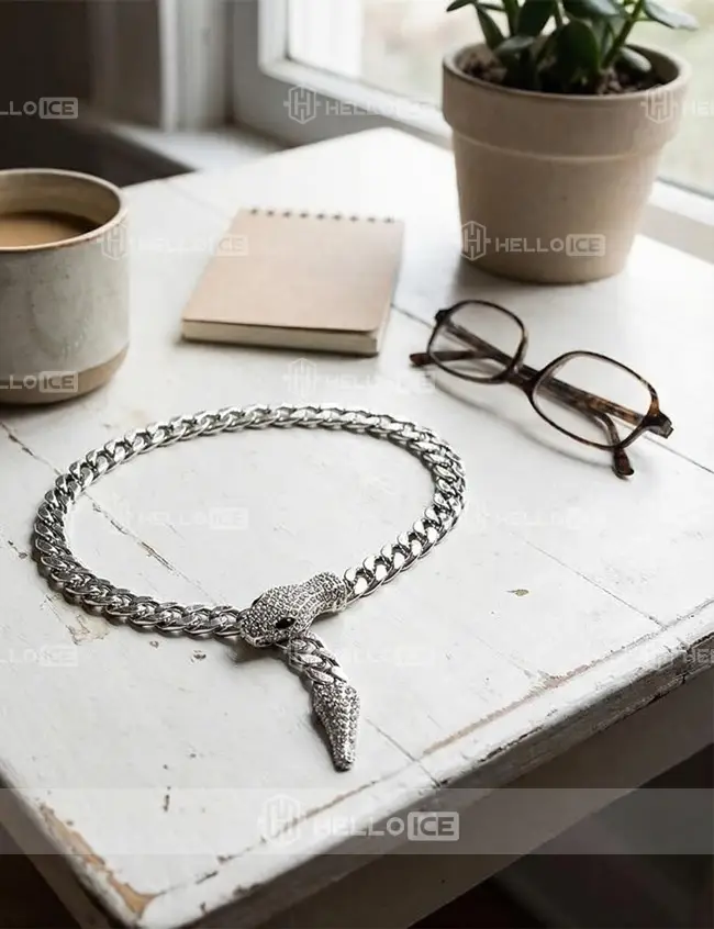 Helloice Review Image