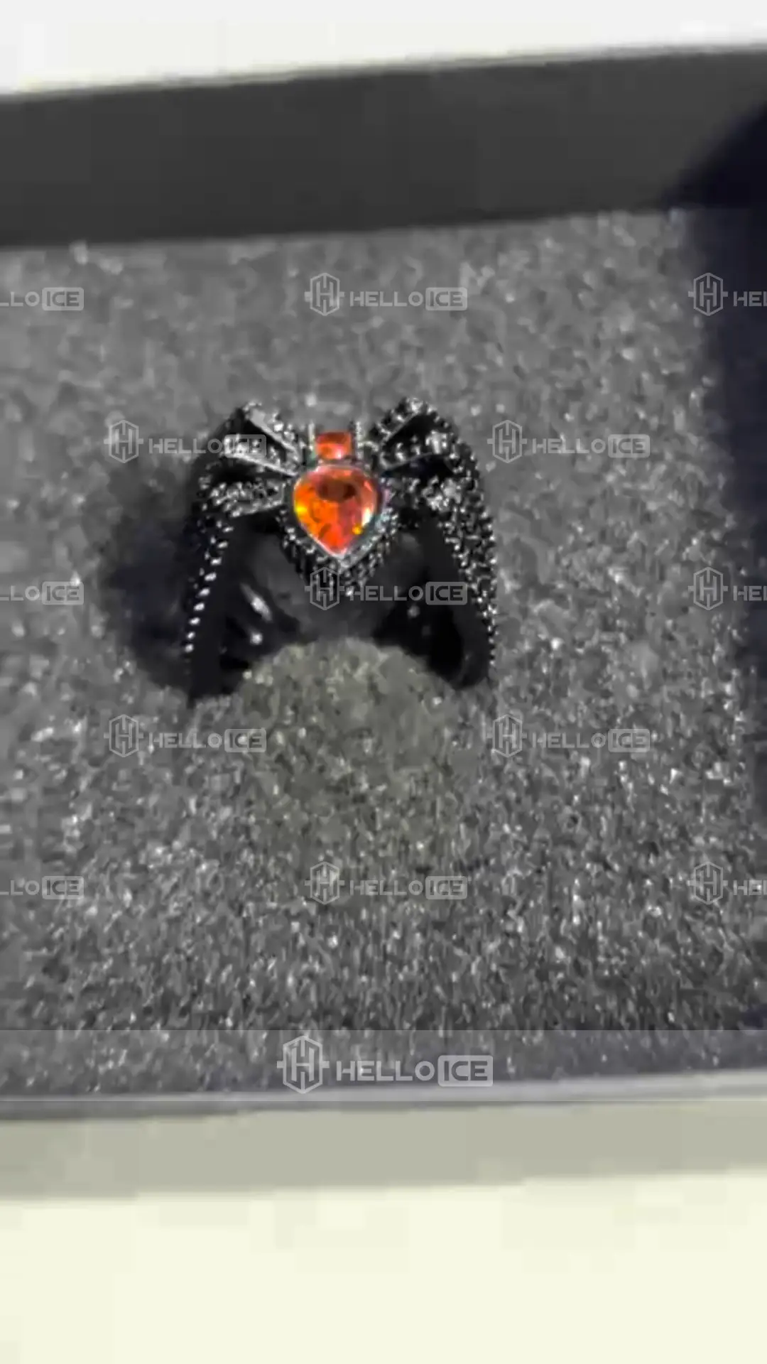 Helloice Review Image