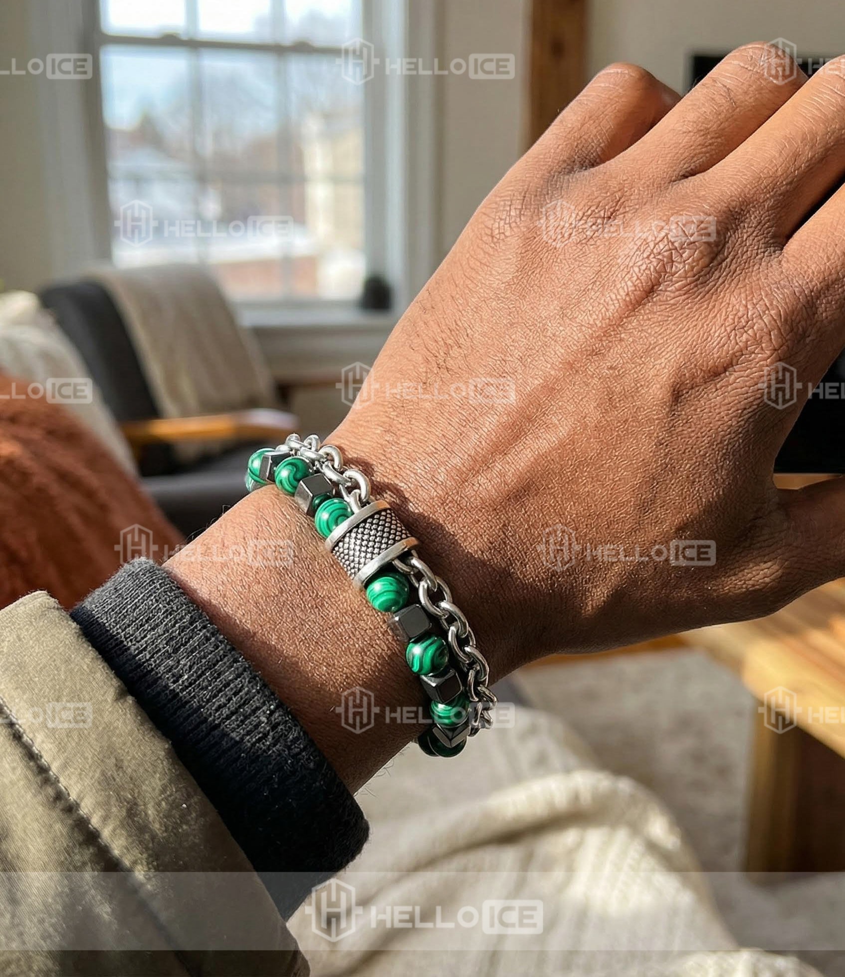 Helloice Review Image