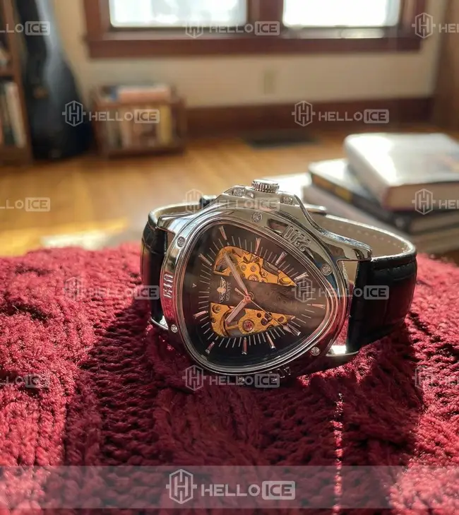 Helloice Review Image