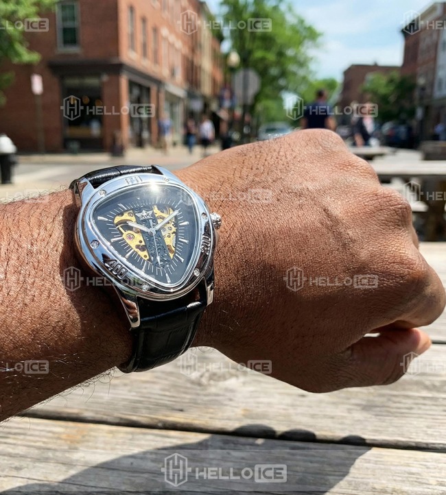 Helloice Review Image