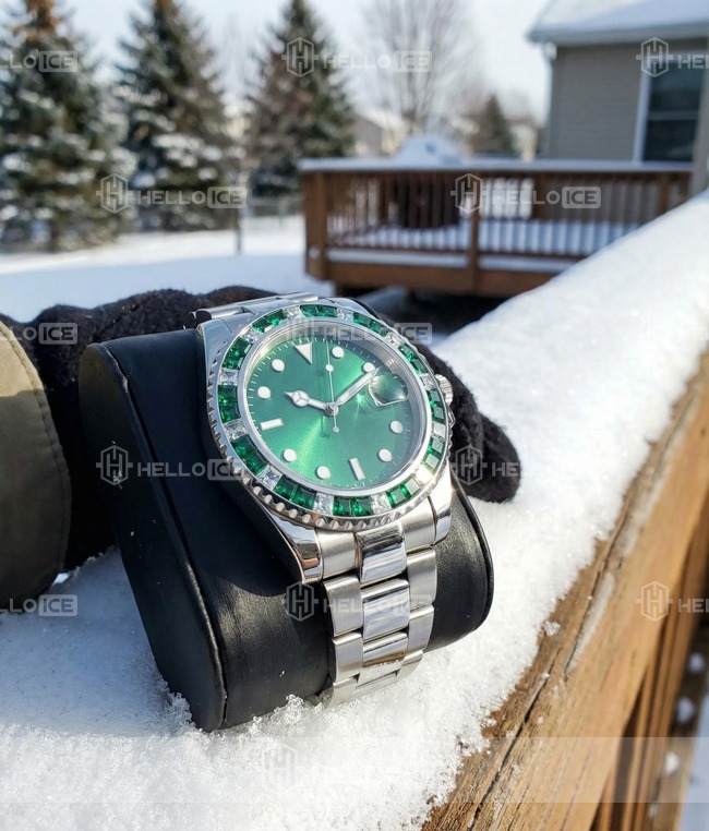 Helloice Review Image