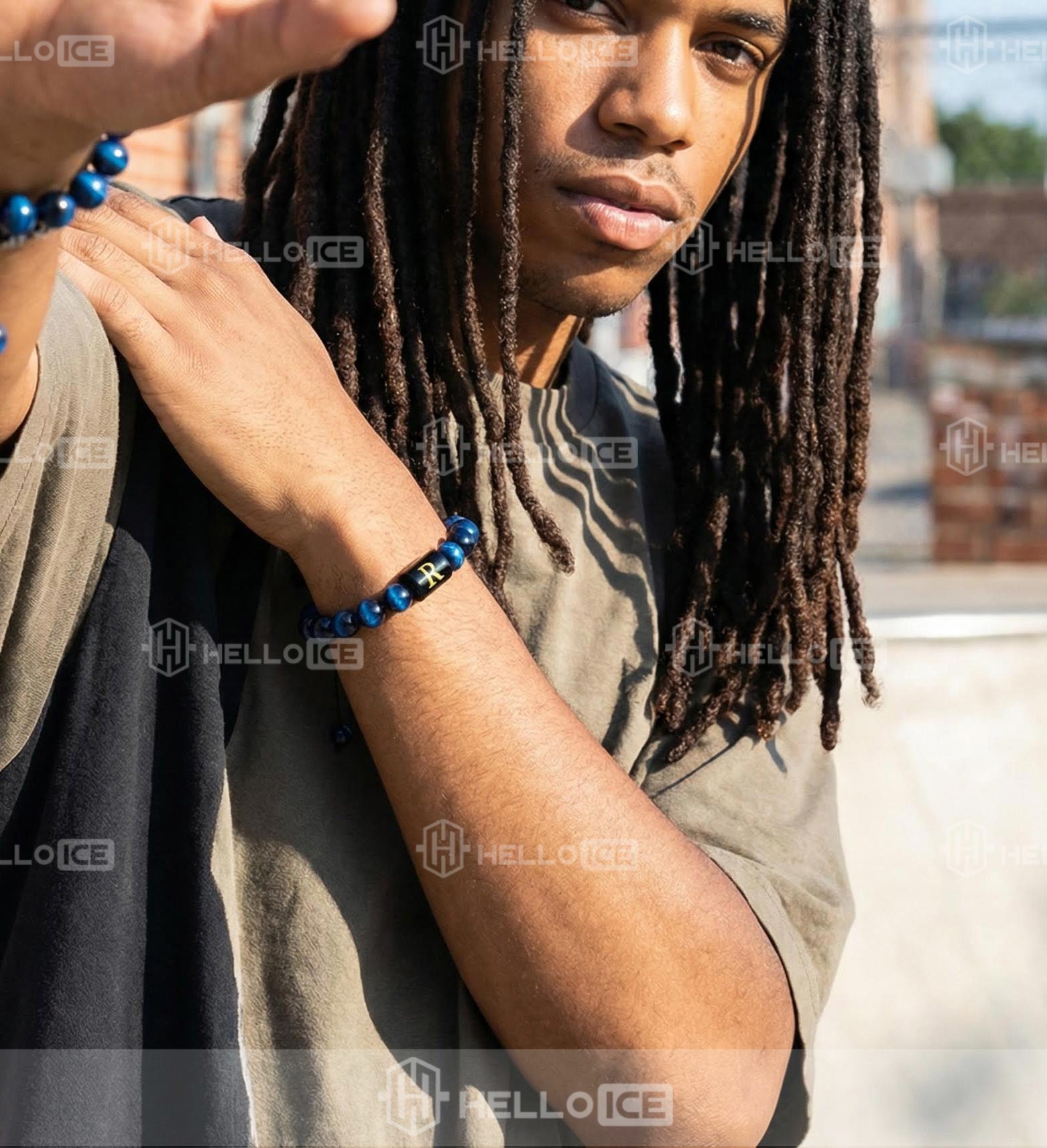 Helloice Review Image