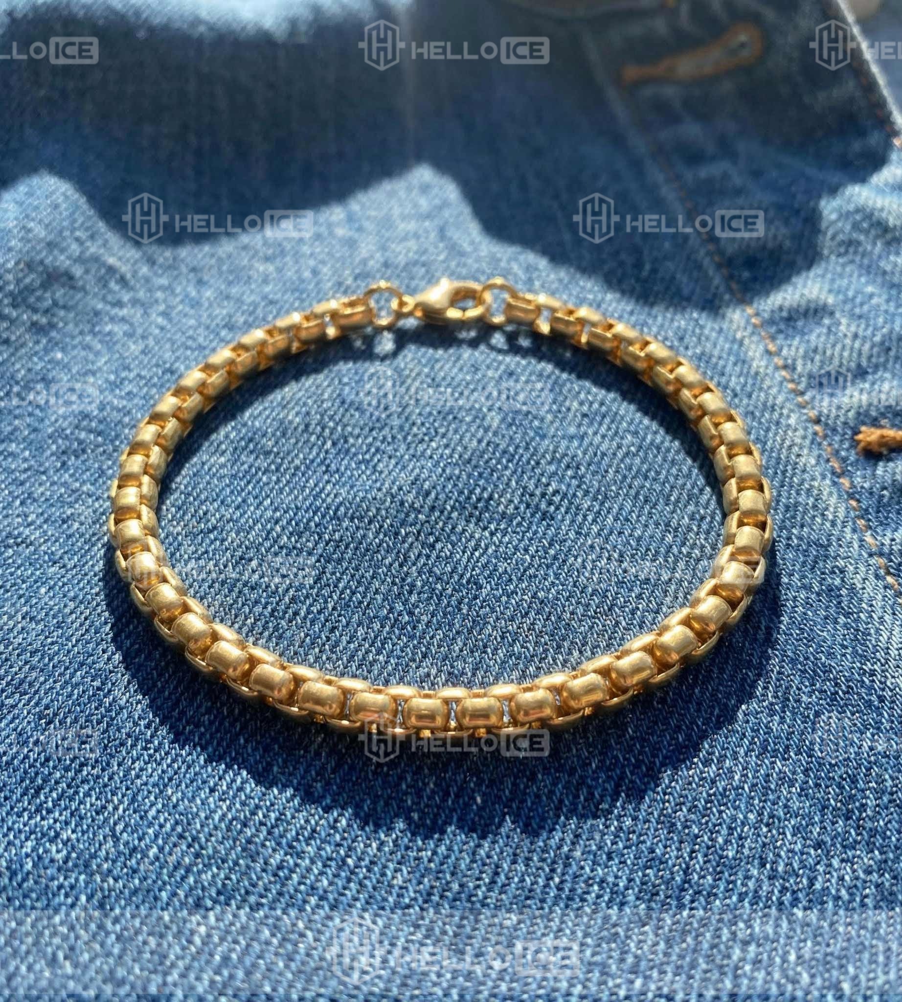 Helloice Review Image