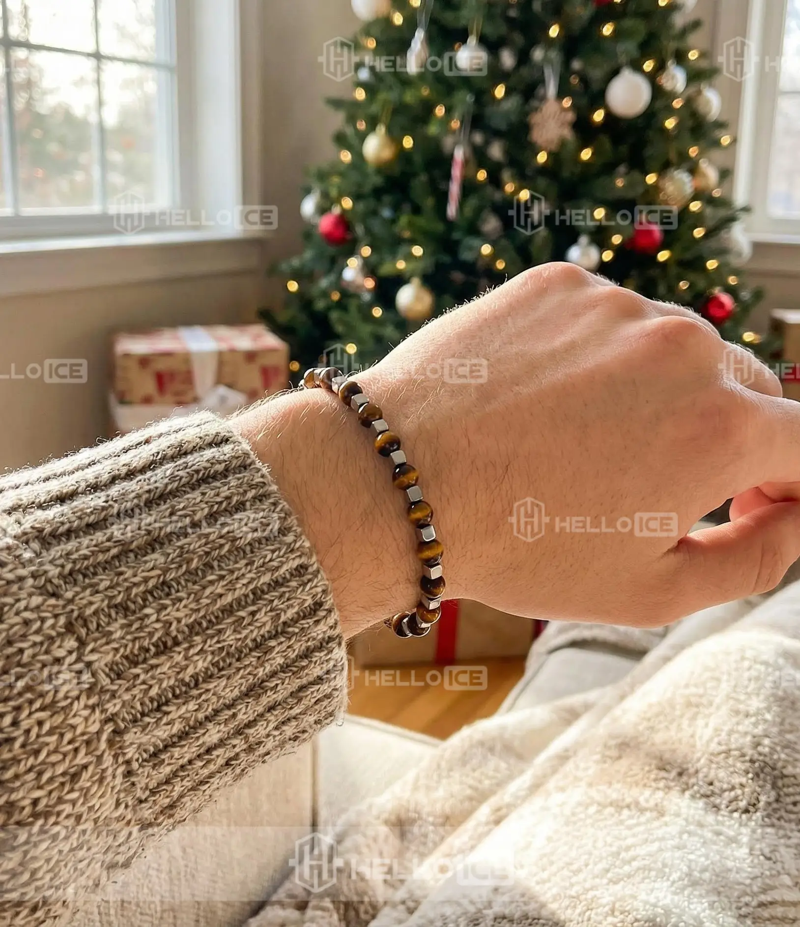 Helloice Review Image