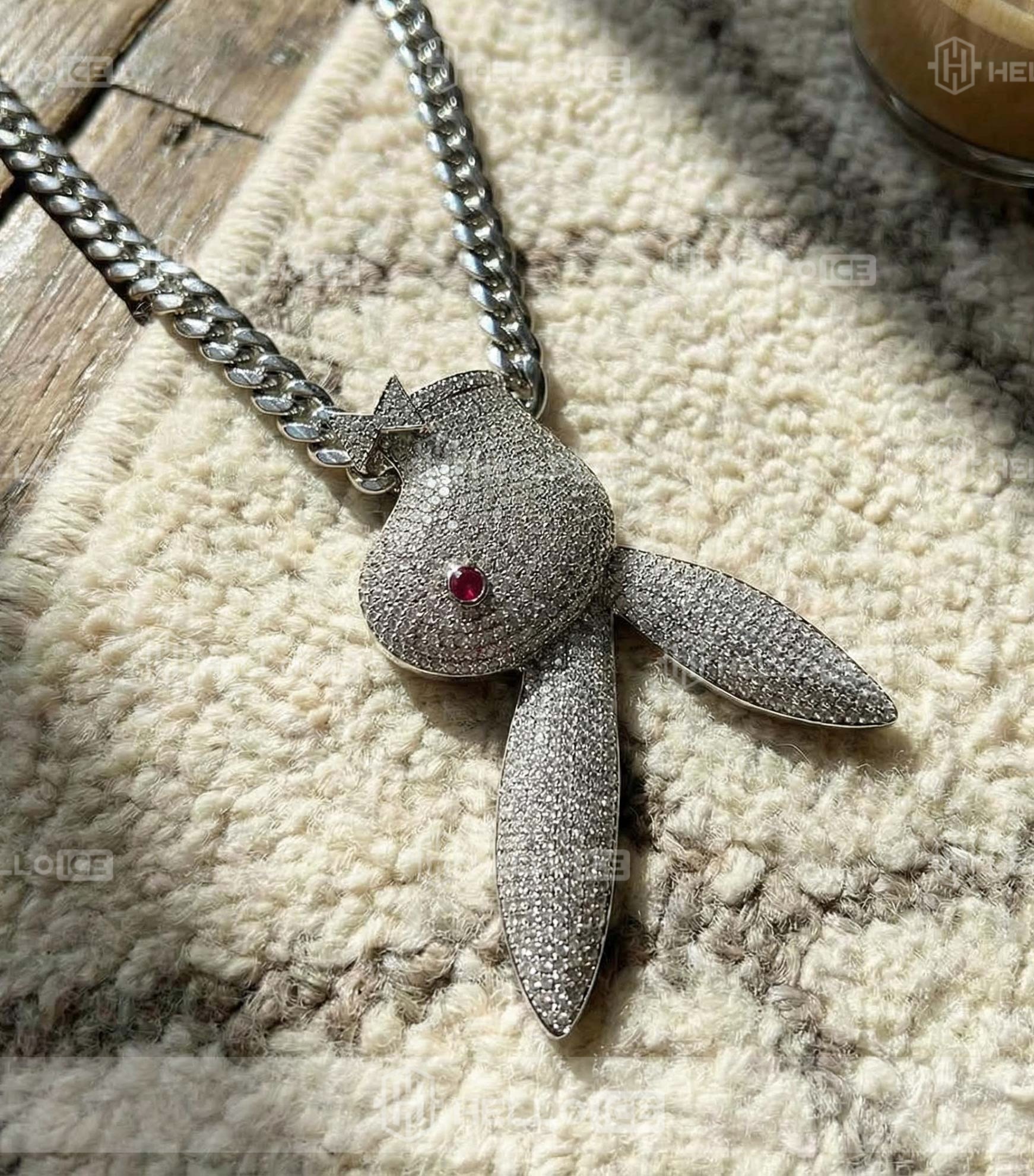 Helloice Review Image