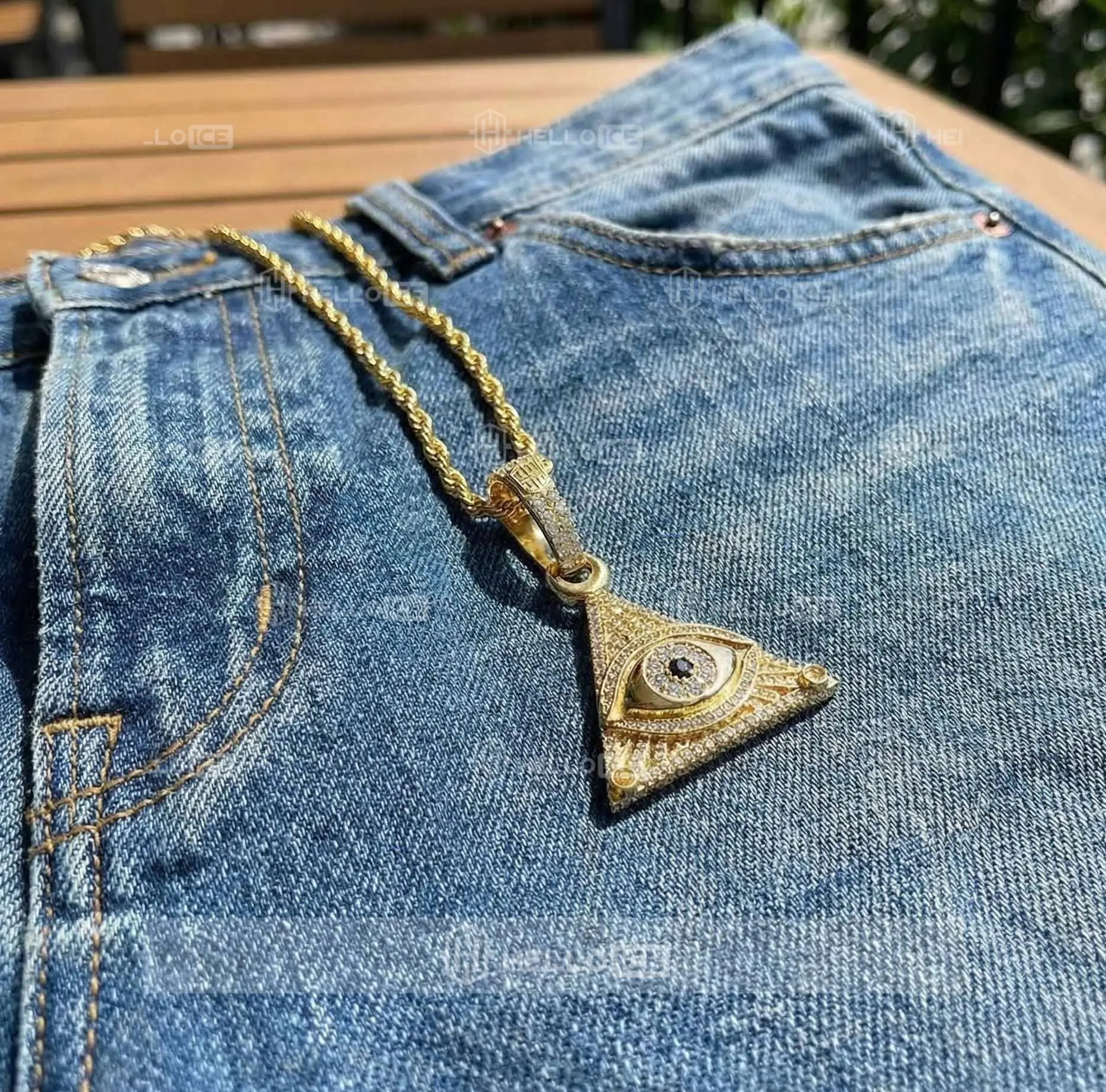 Helloice Review Image