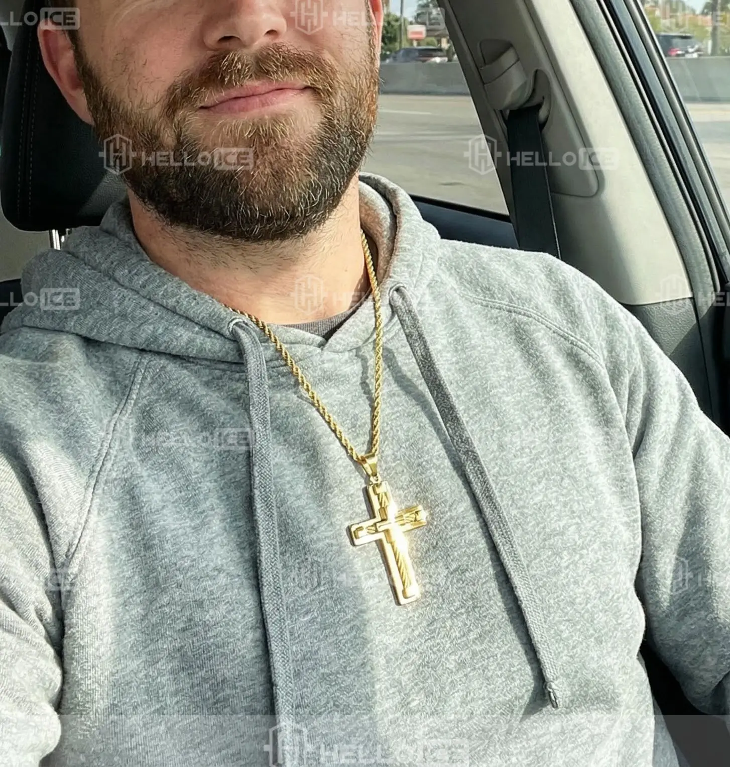 Helloice Review Image