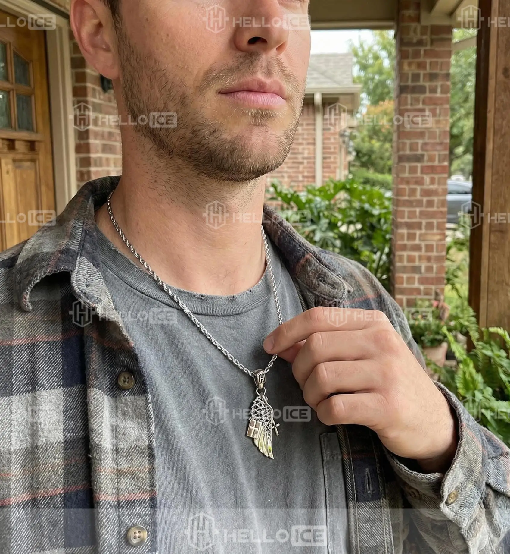 Helloice Review Image