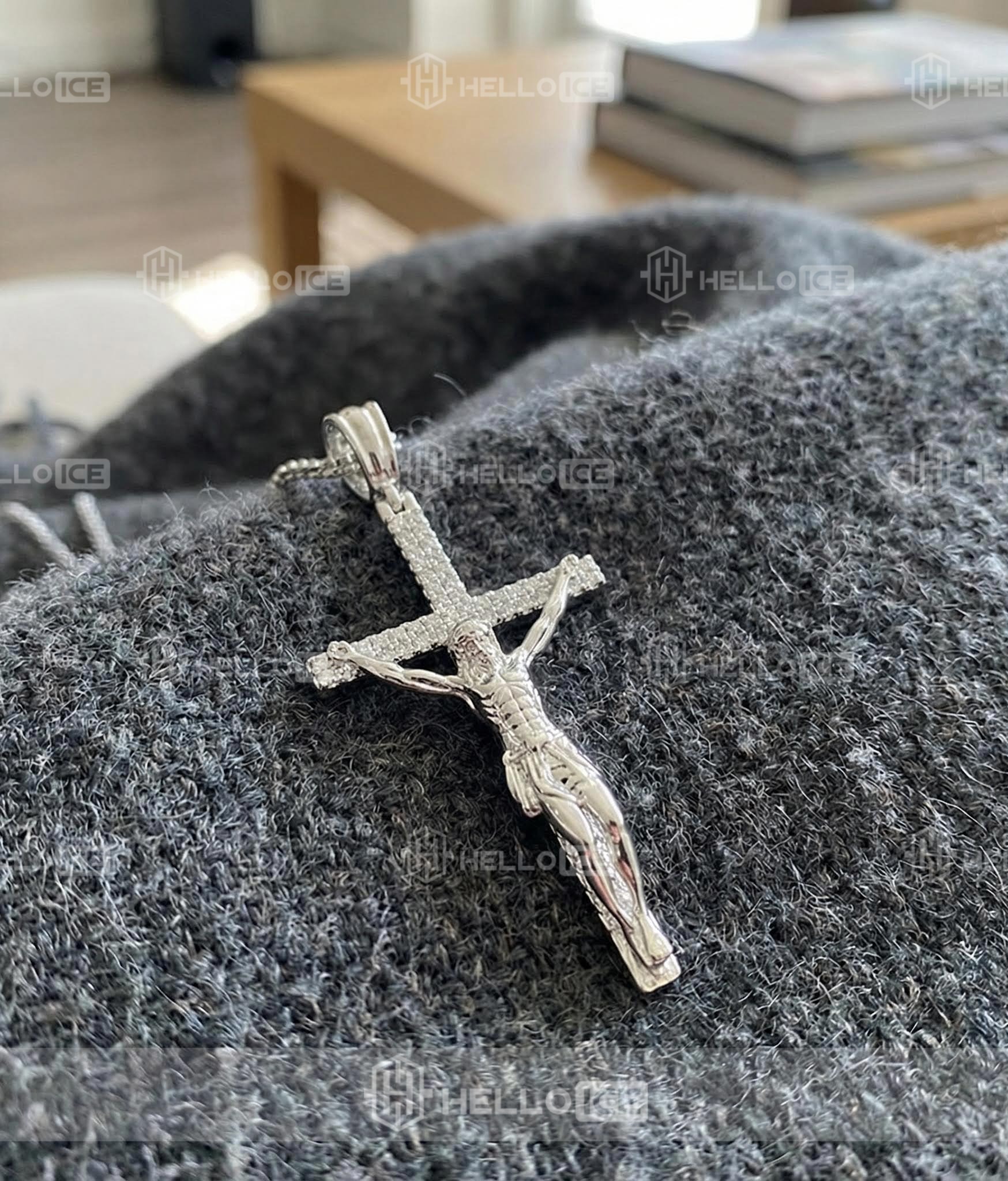 Helloice Review Image