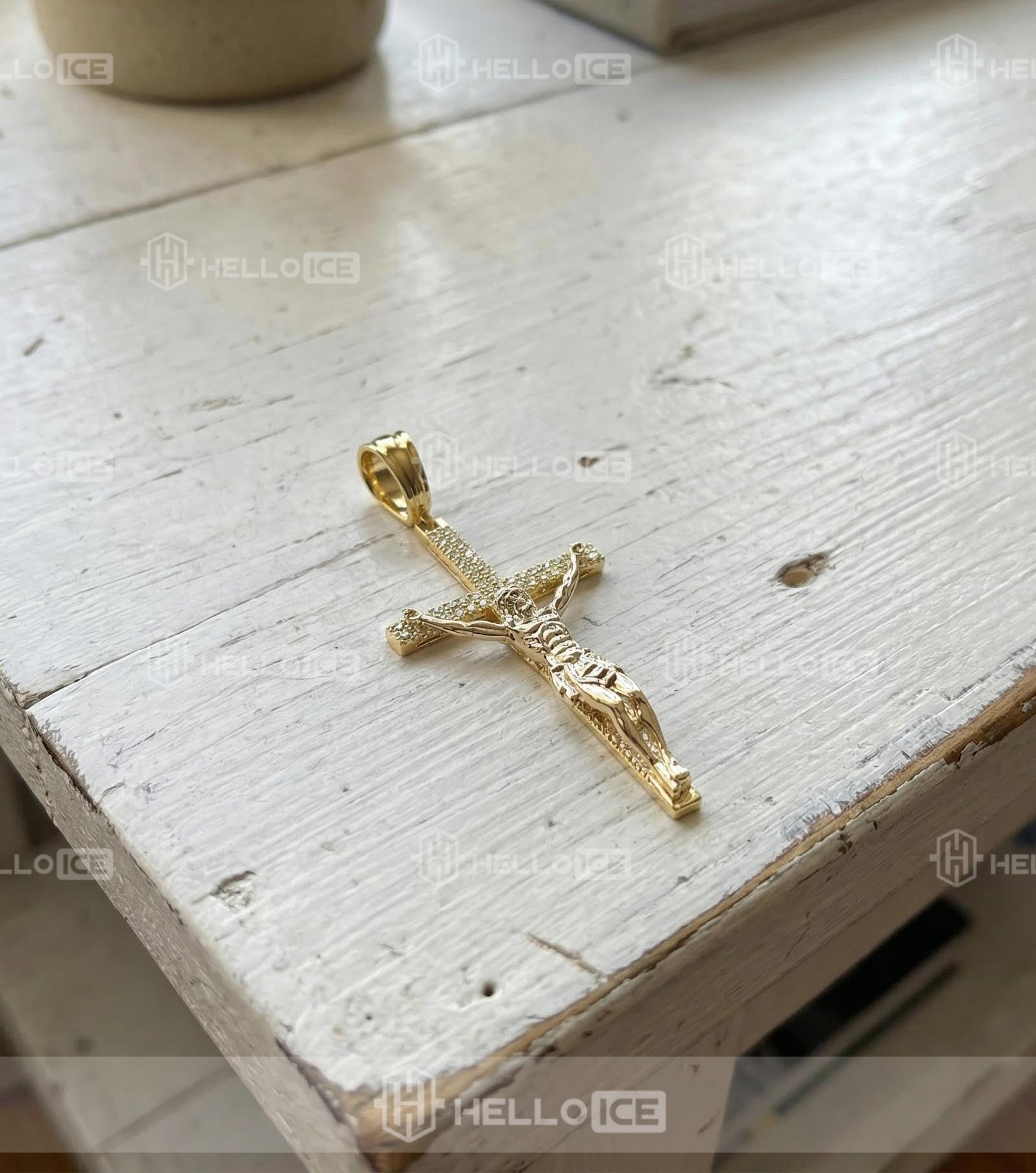 Helloice Review Image