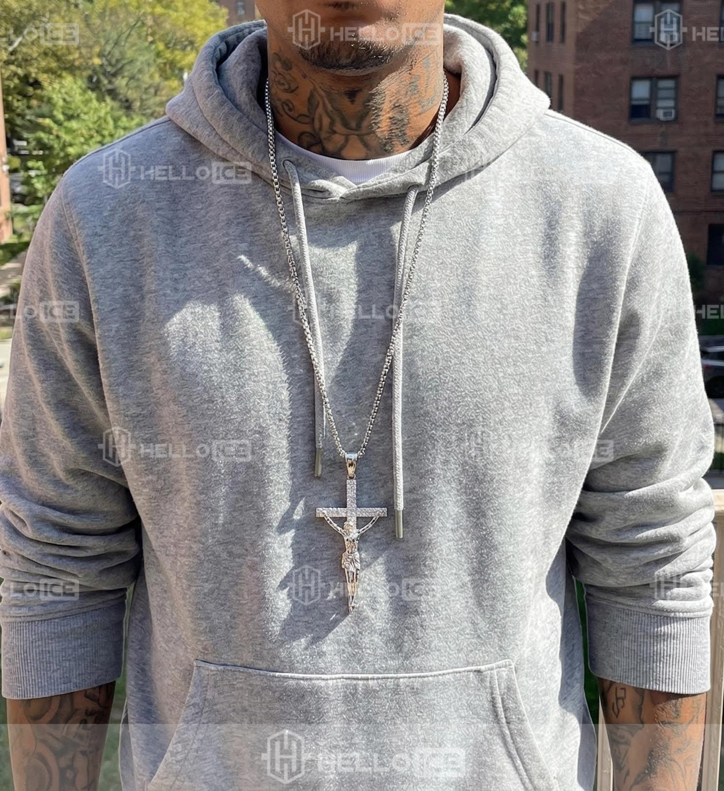 Helloice Review Image