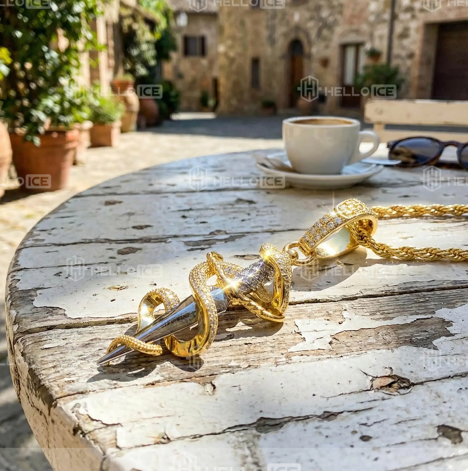 Helloice Review Image