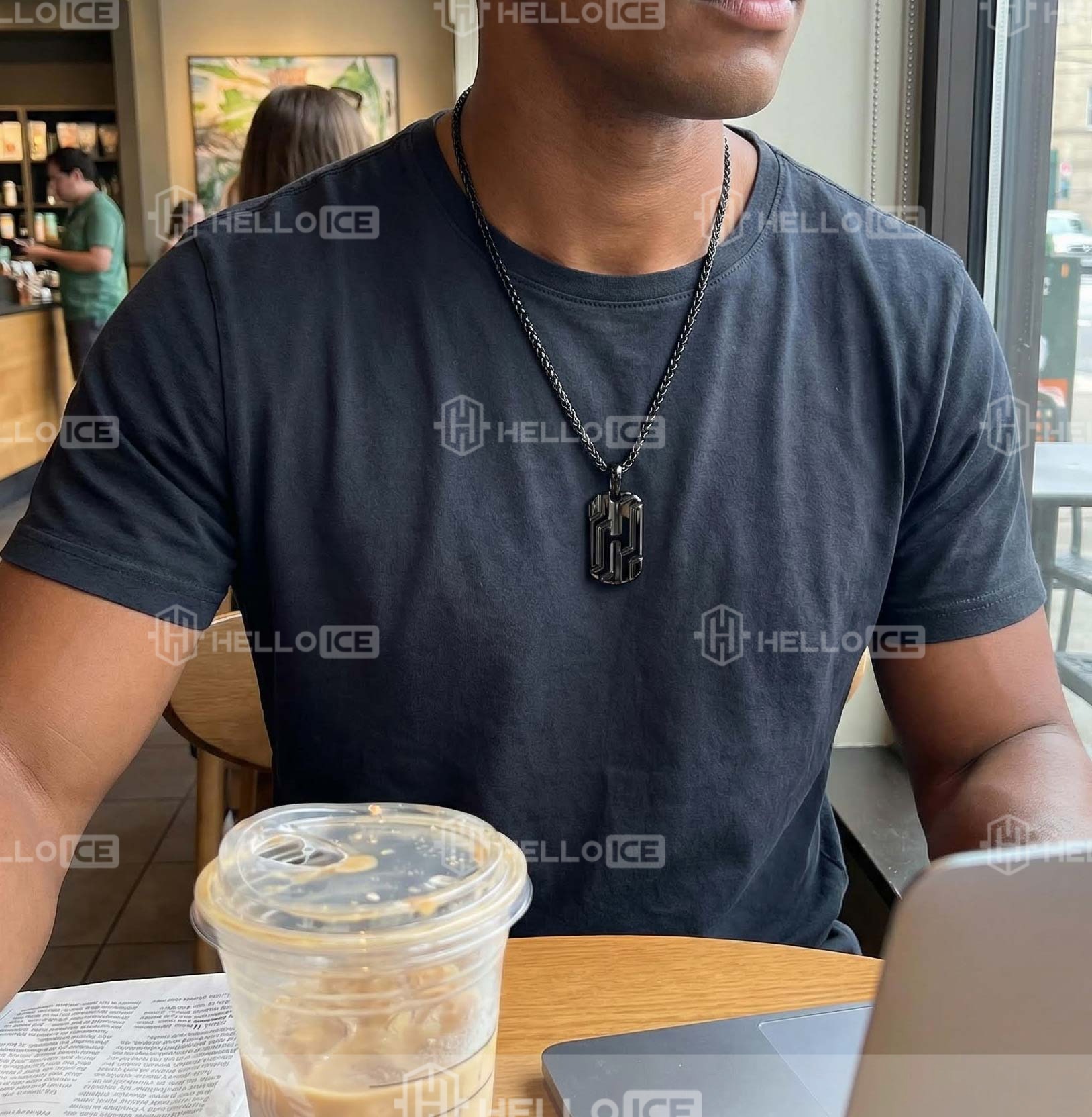 Helloice Review Image