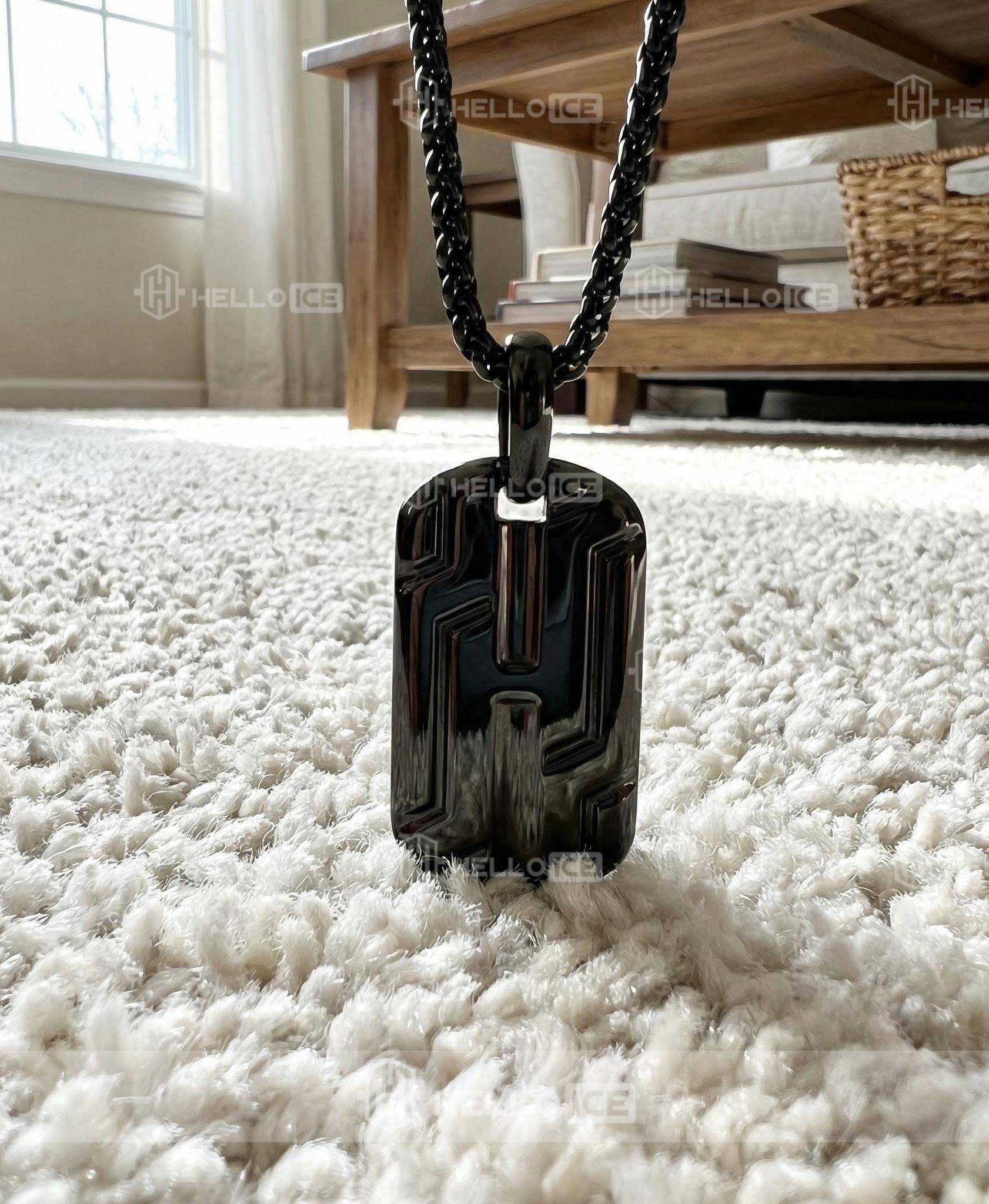 Helloice Review Image