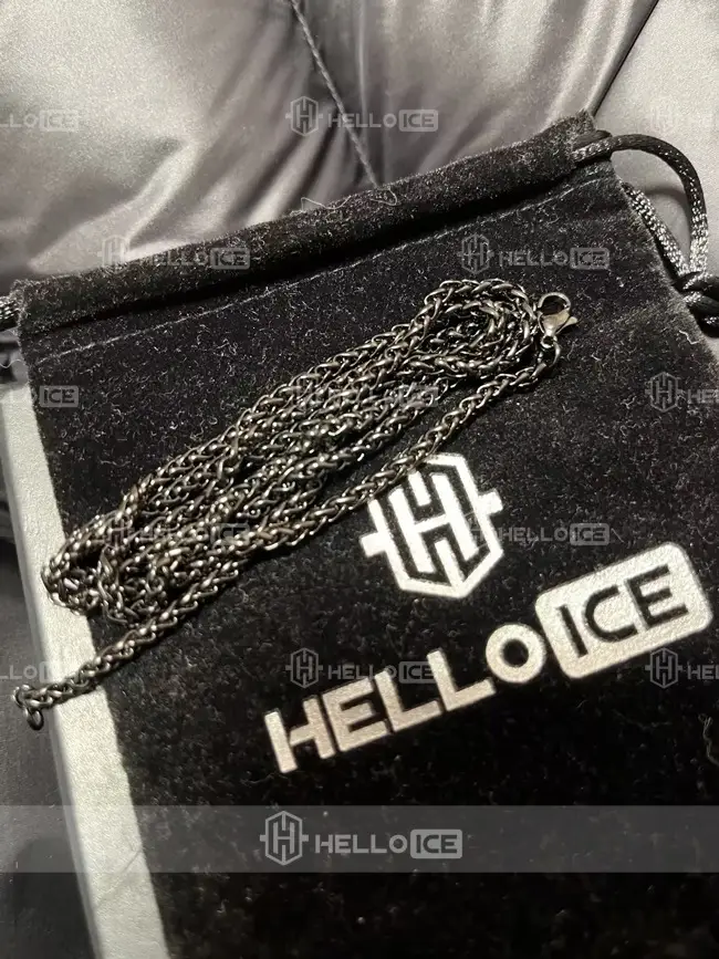 Helloice Review Image