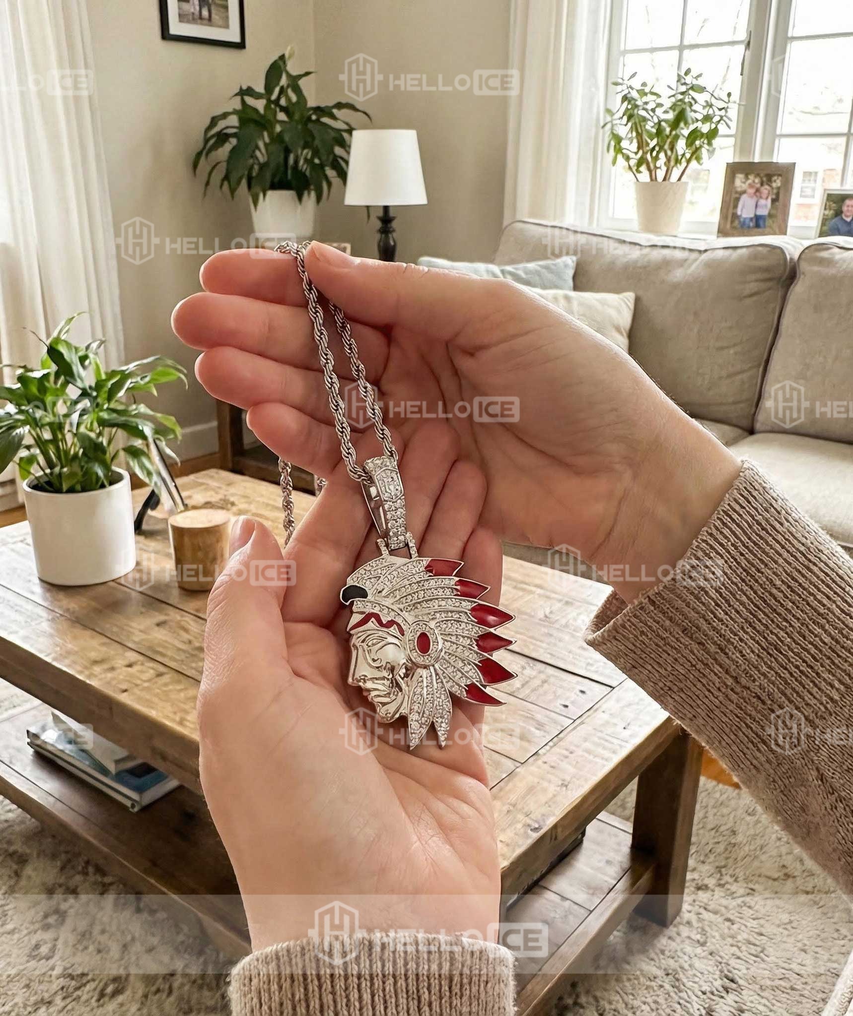 Helloice Review Image