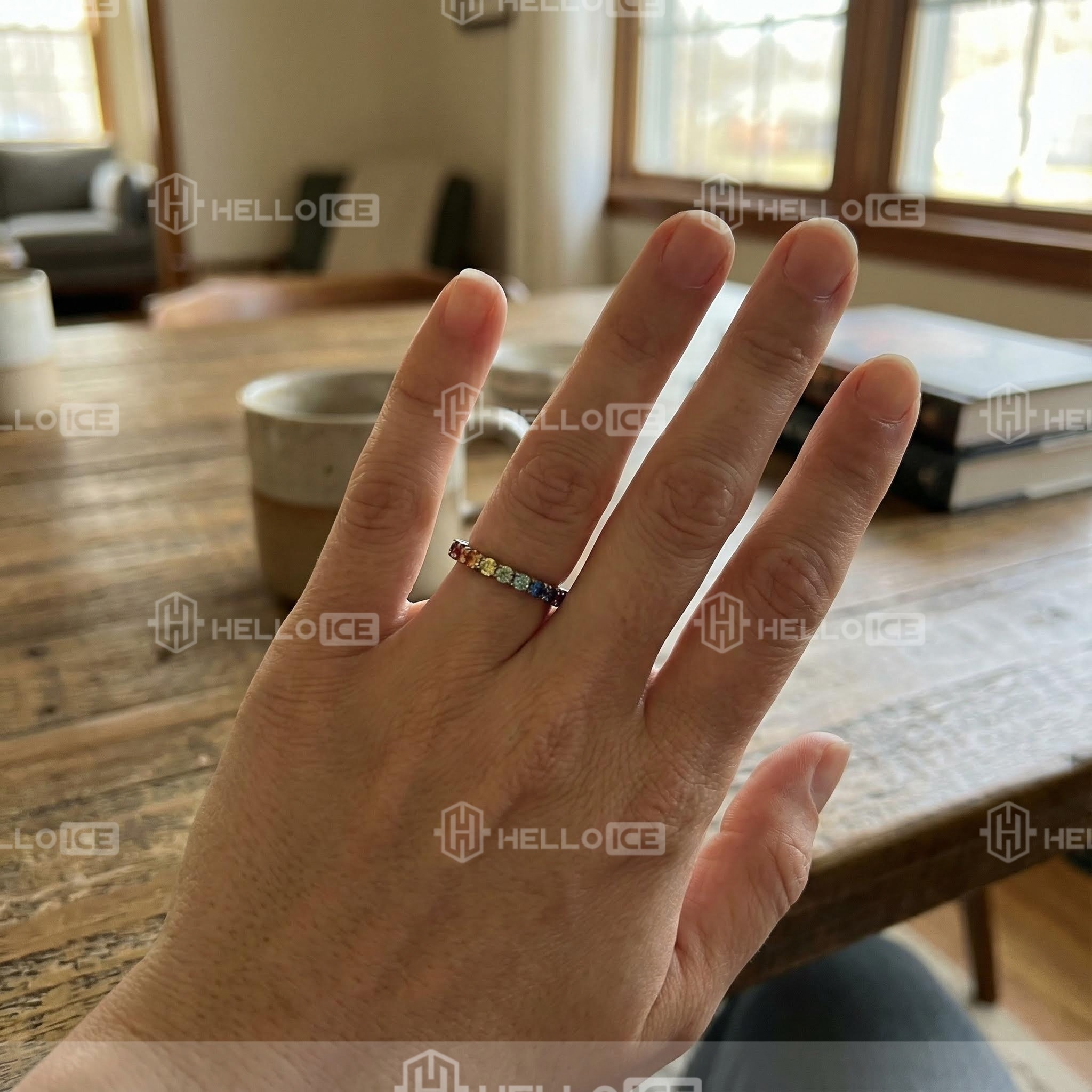 Helloice Review Image