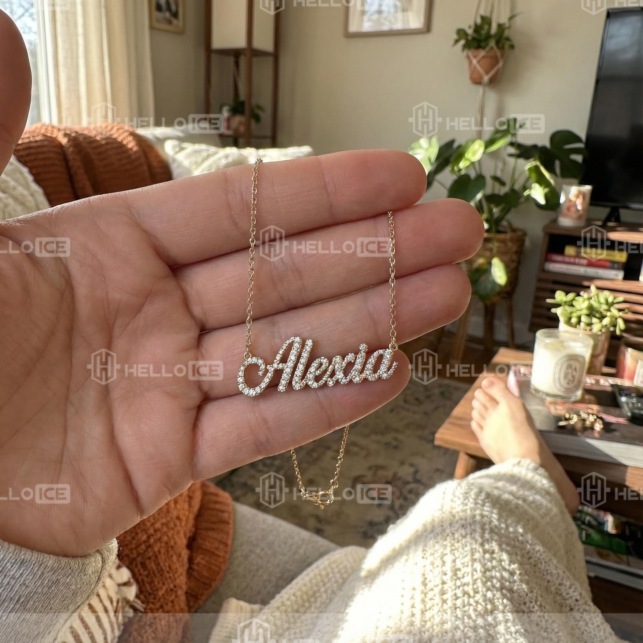 Helloice Review Image