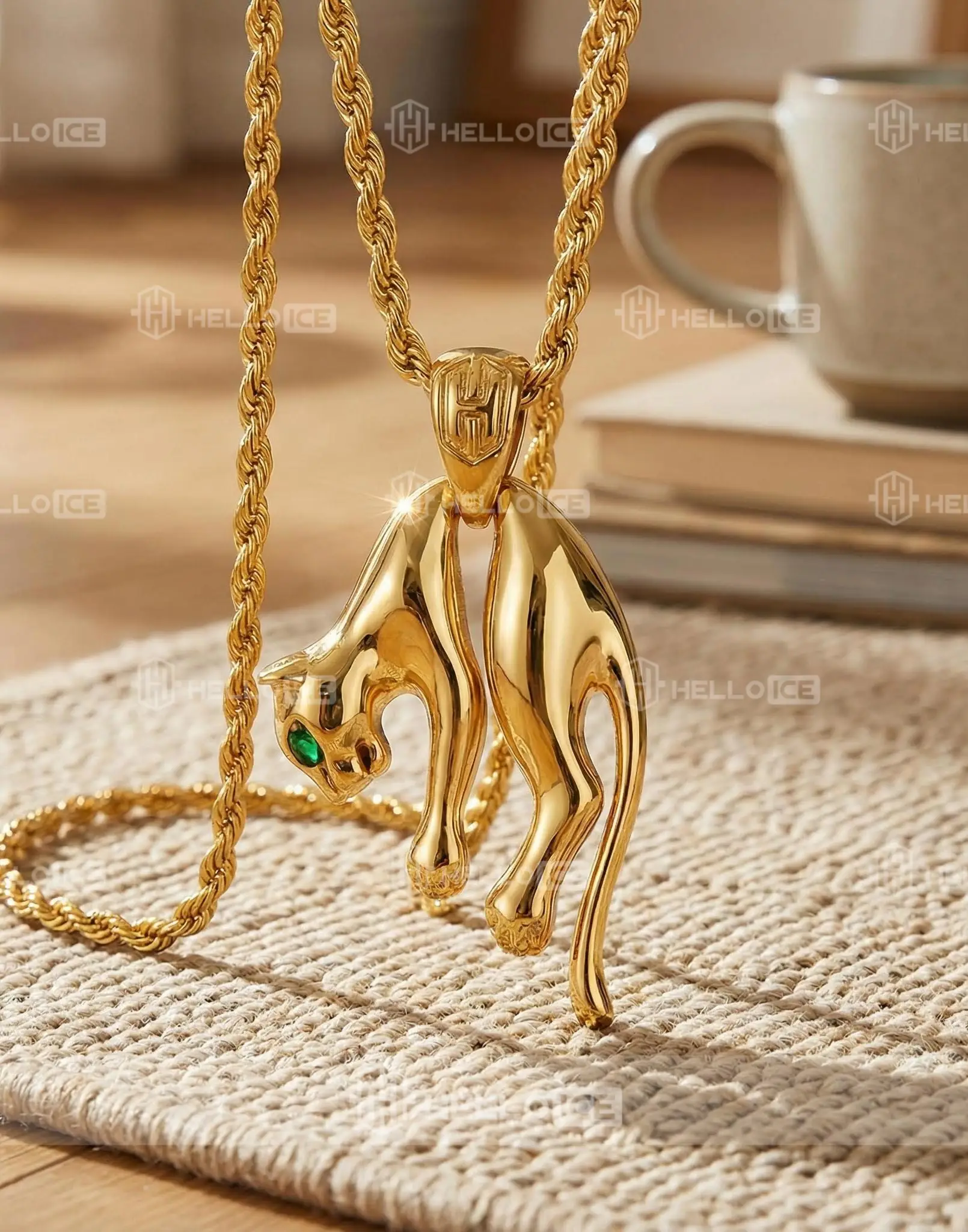 Helloice Review Image