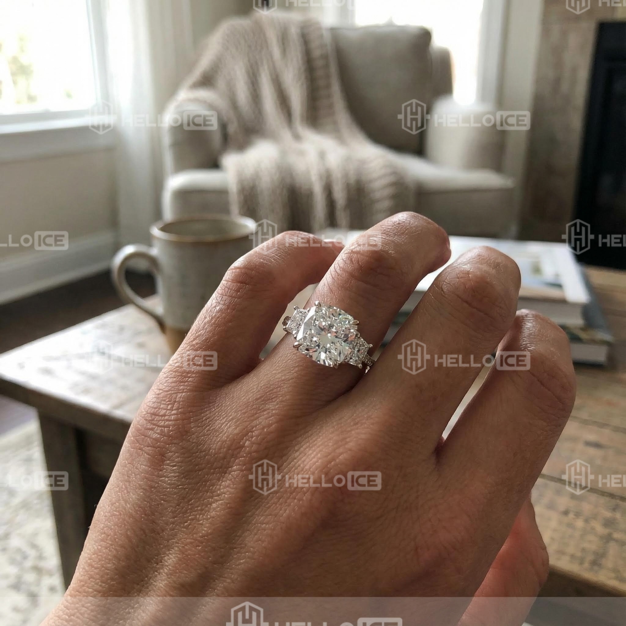 Helloice Review Image