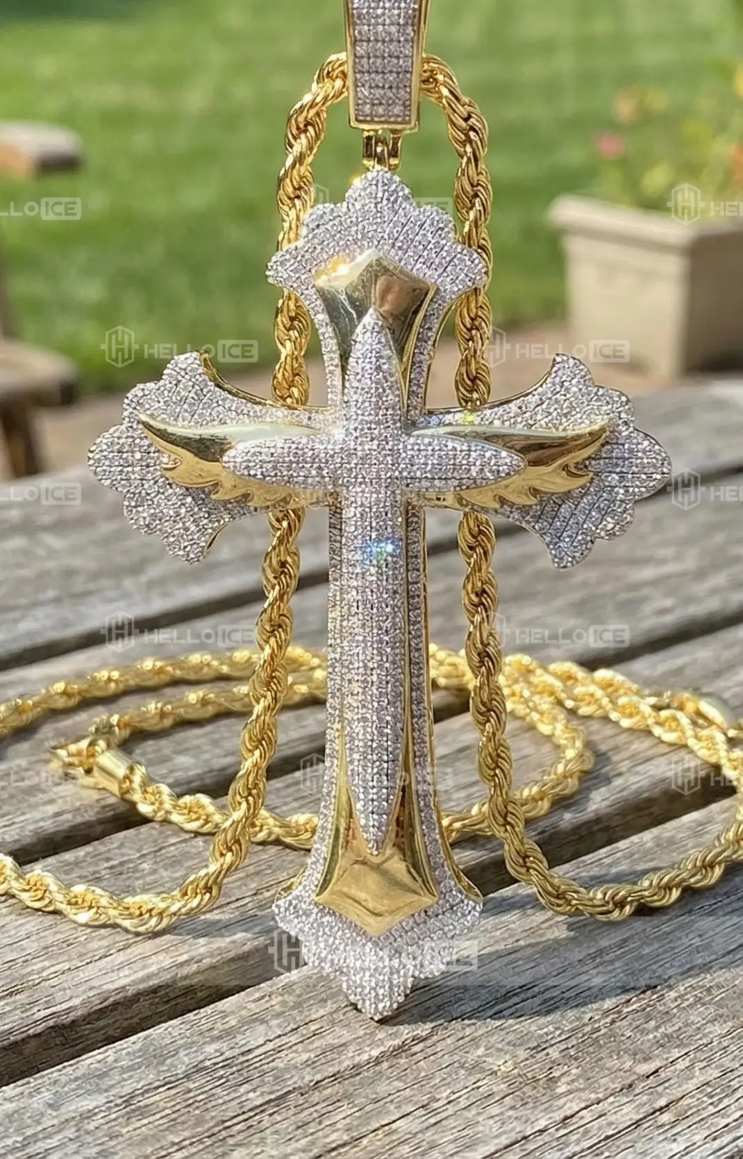 Helloice Review Image