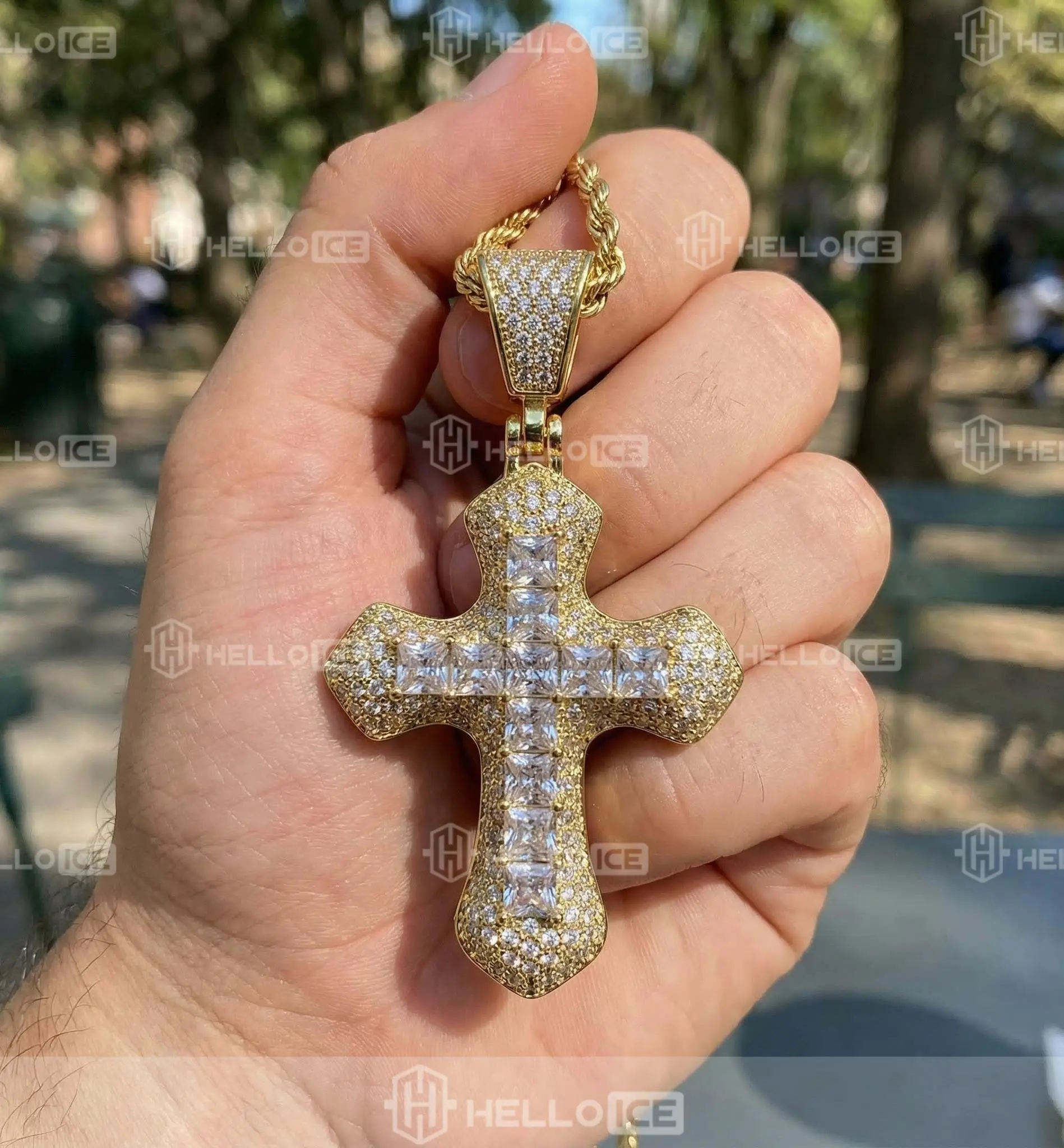 Helloice Review Image