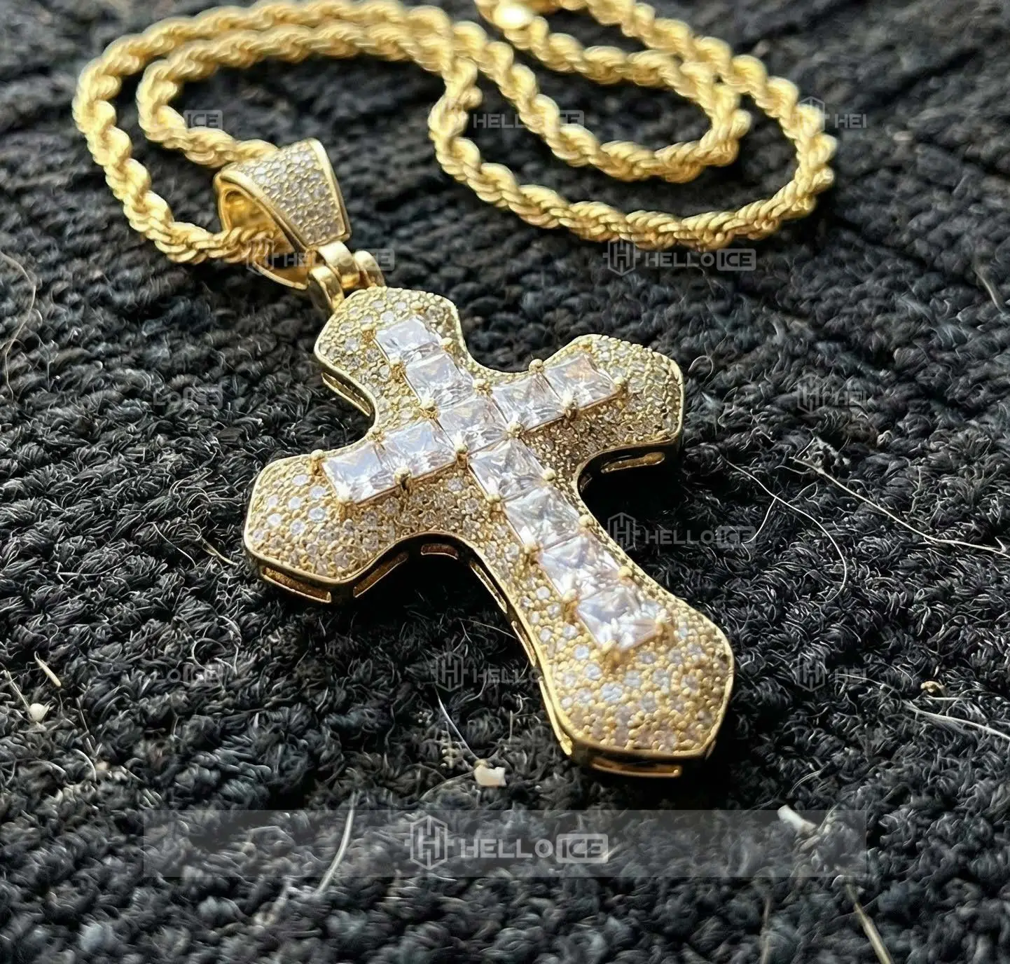 Helloice Review Image