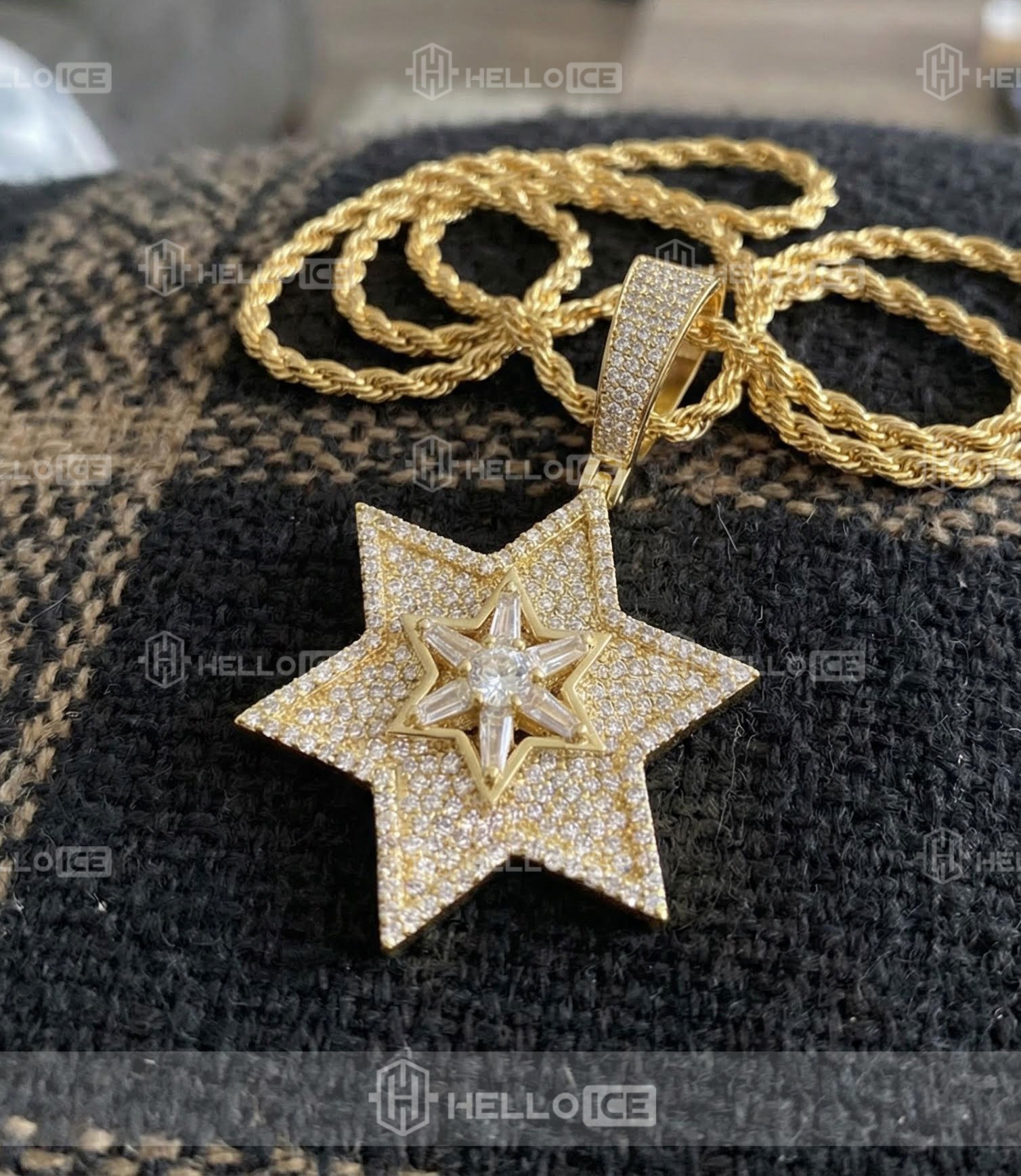 Helloice Review Image