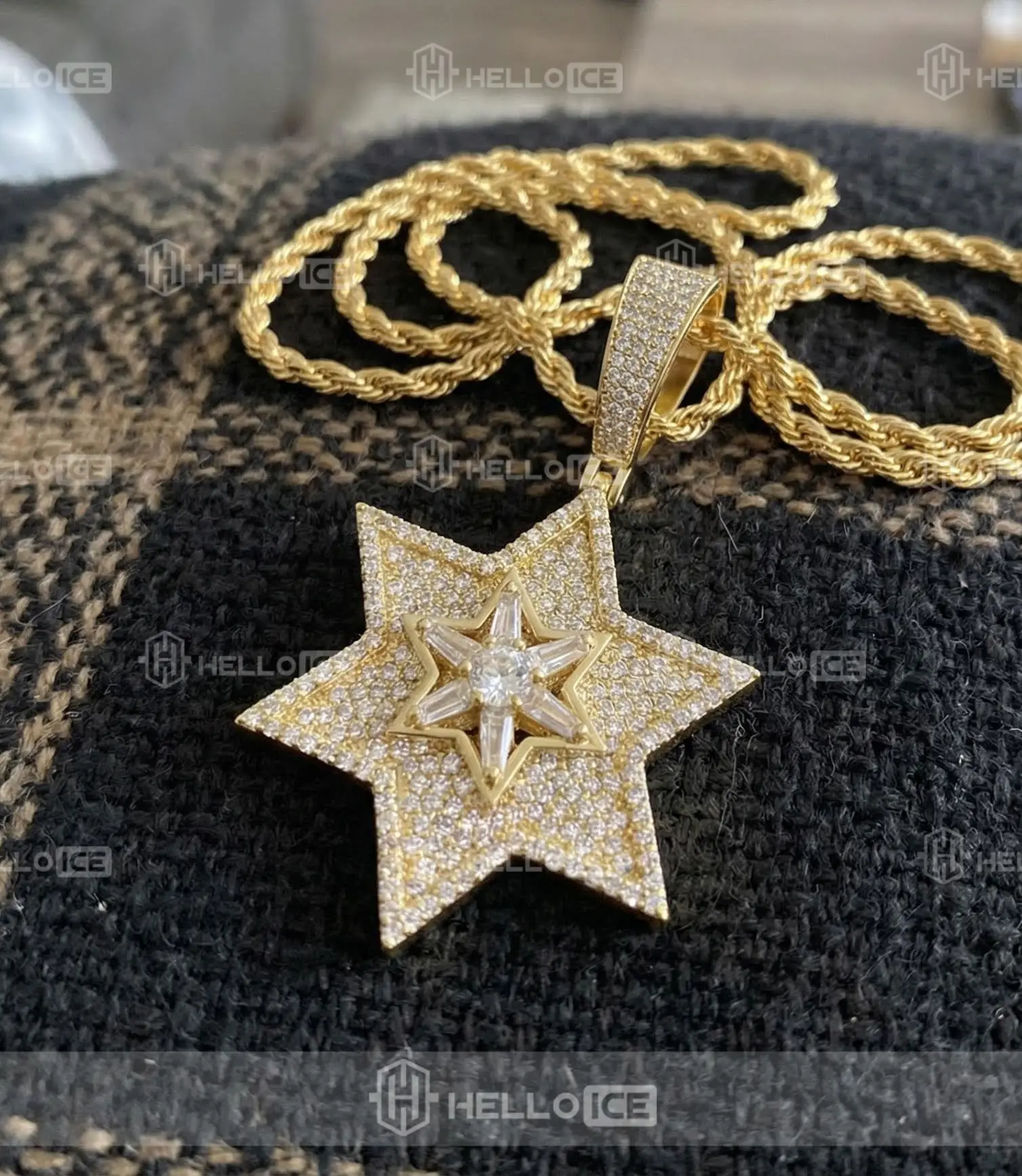 Helloice Review Image