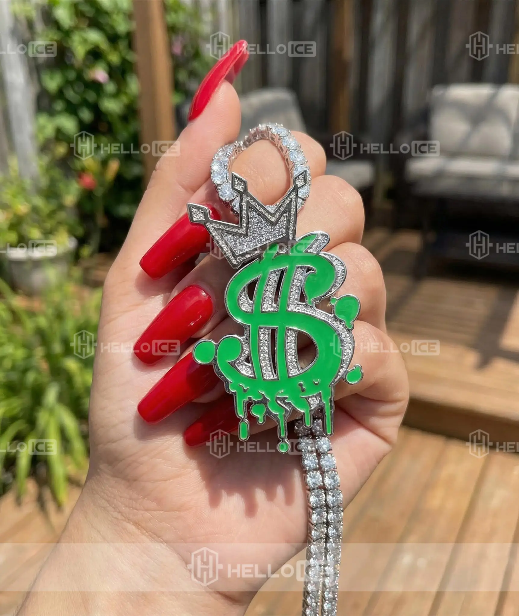 Helloice Review Image