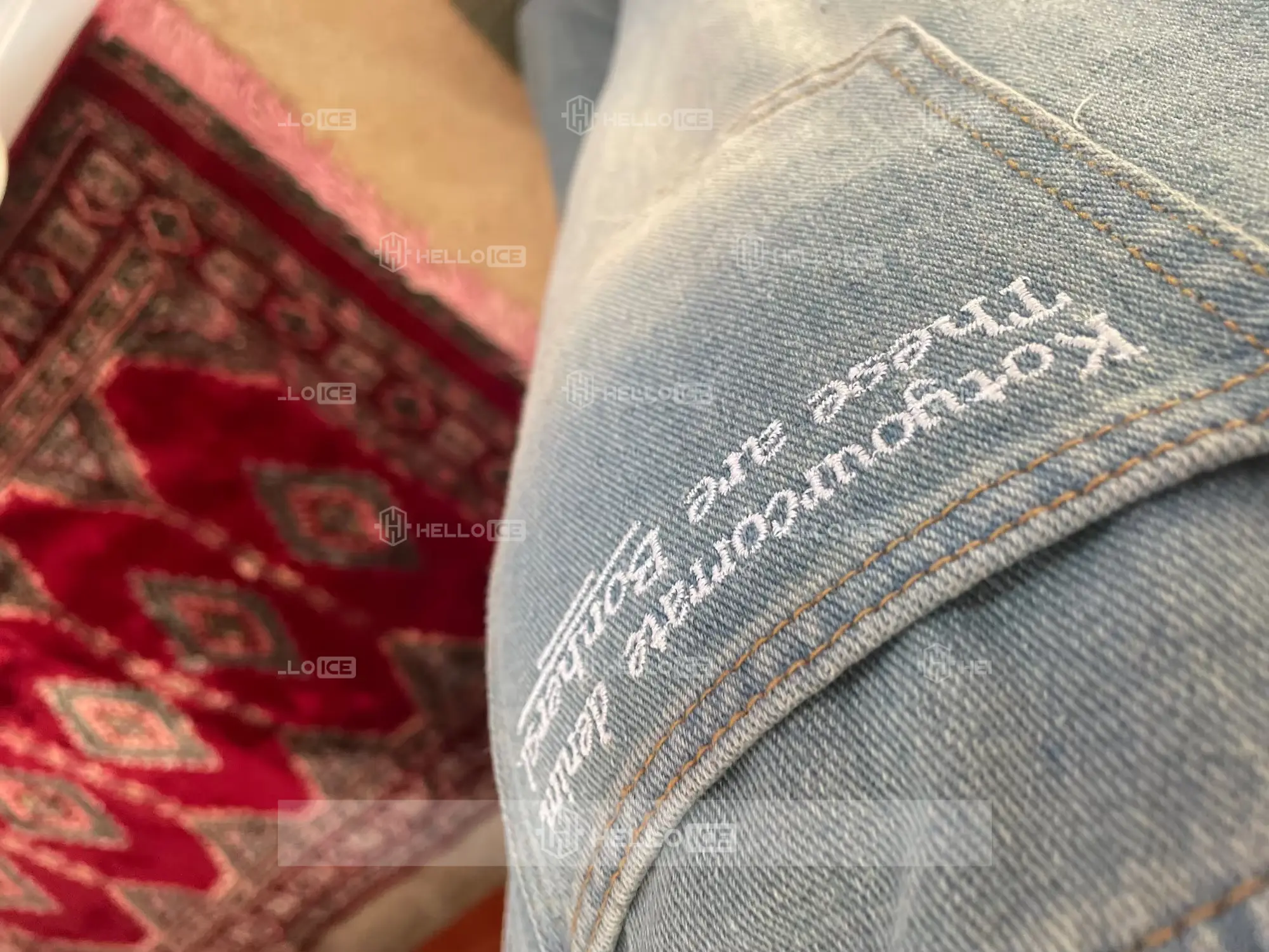 Helloice Review Image