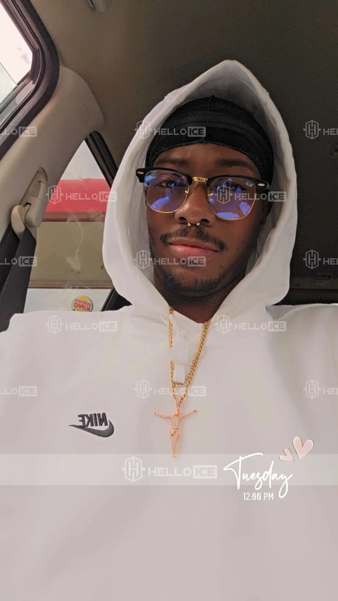 Helloice Review Image