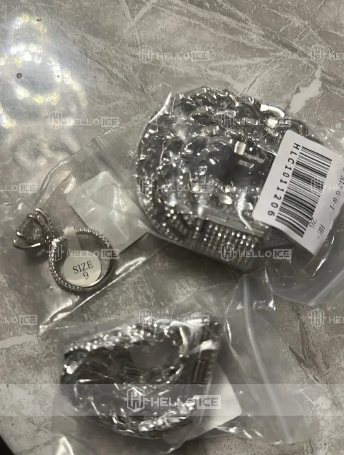 Helloice Review Image