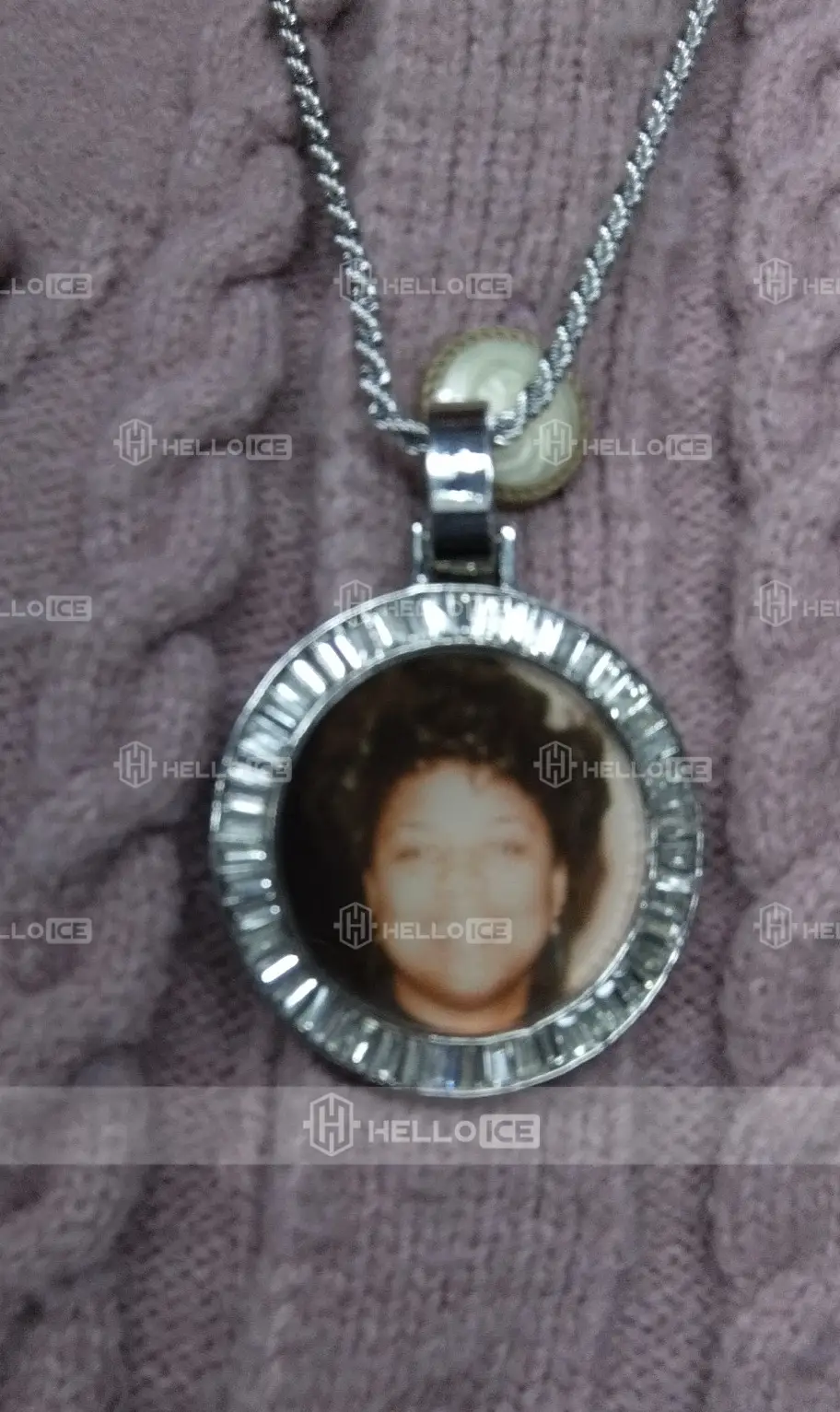 Helloice Review Image