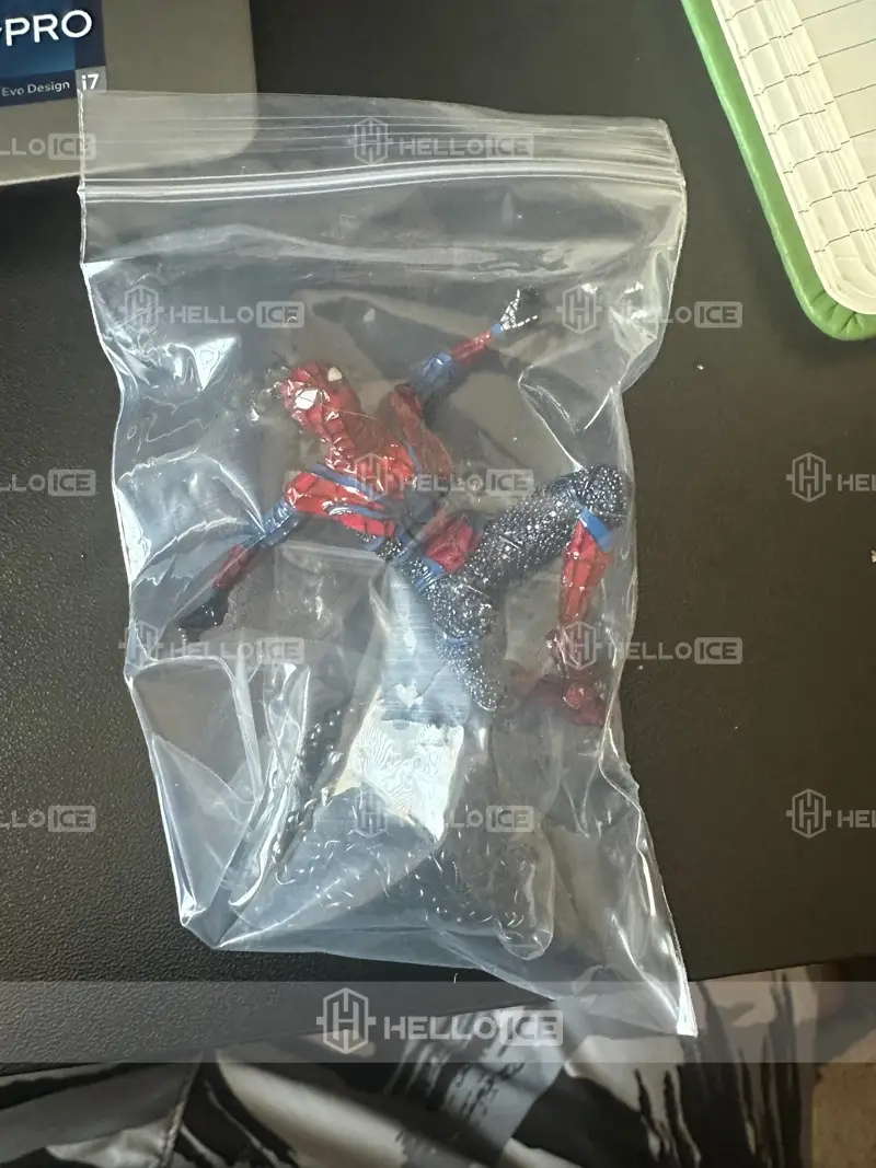 Helloice Review Image