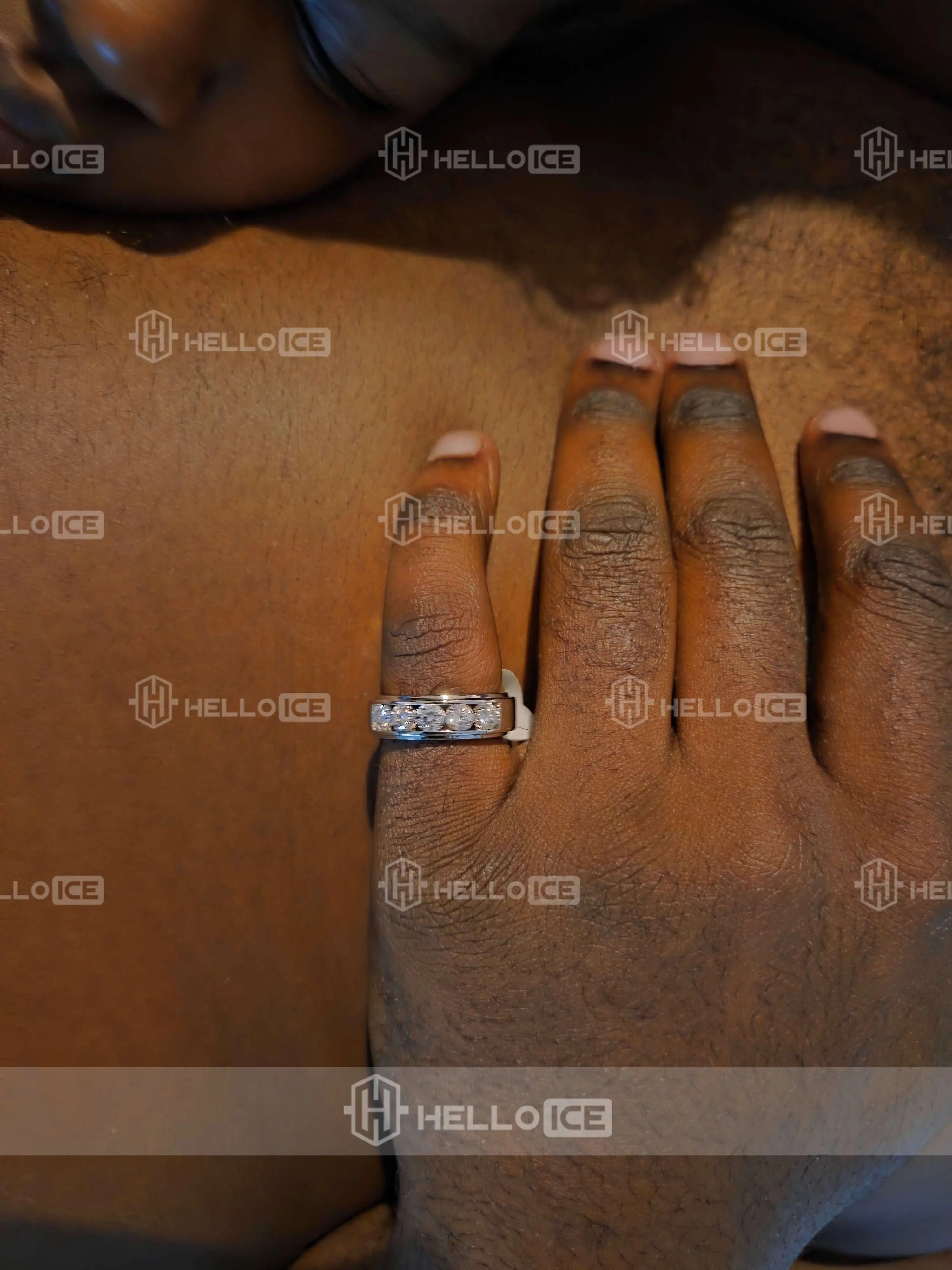 Helloice Review Image