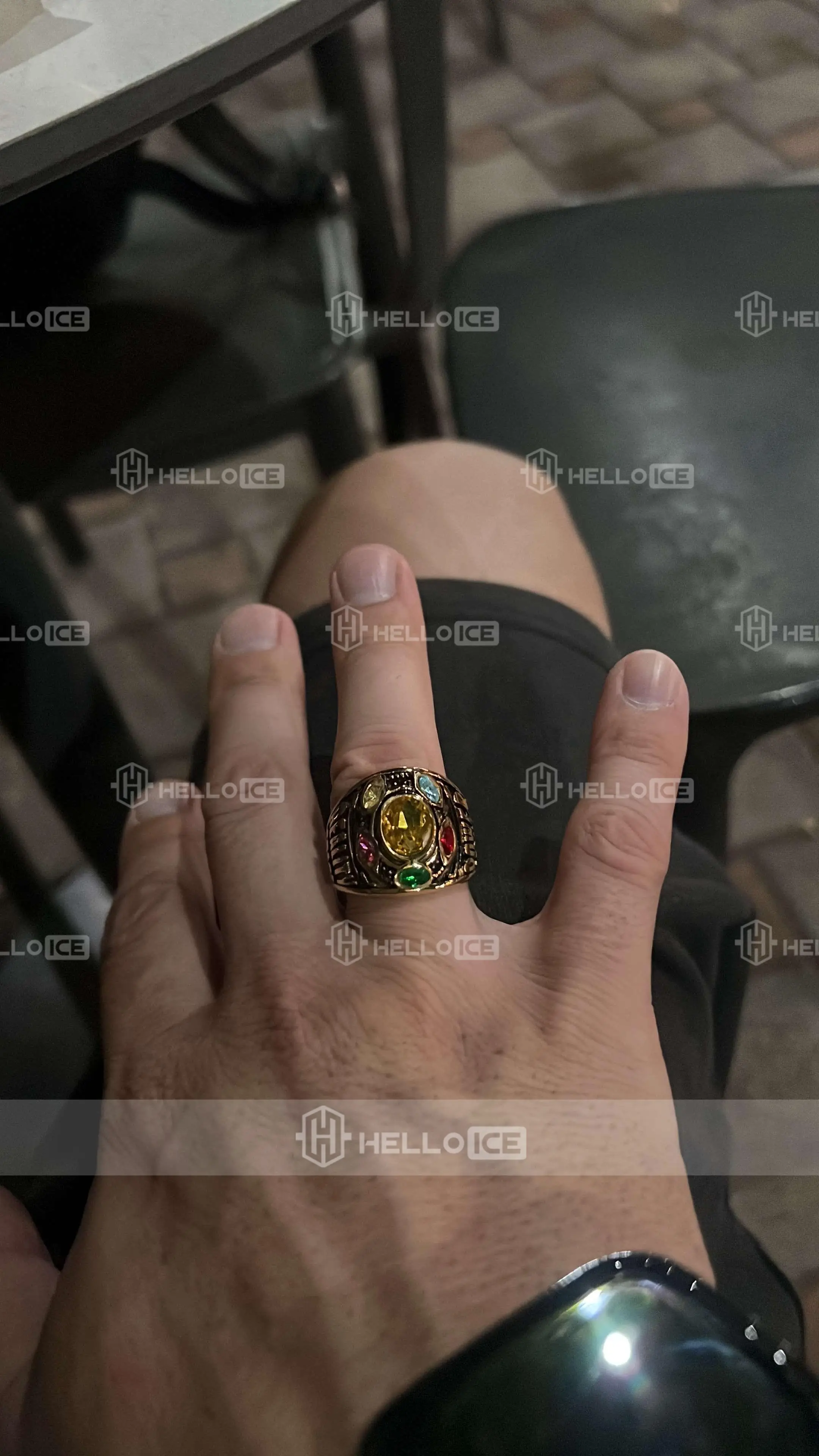 Helloice Review Image