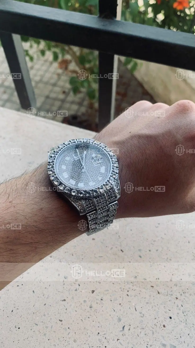 Helloice Review Image