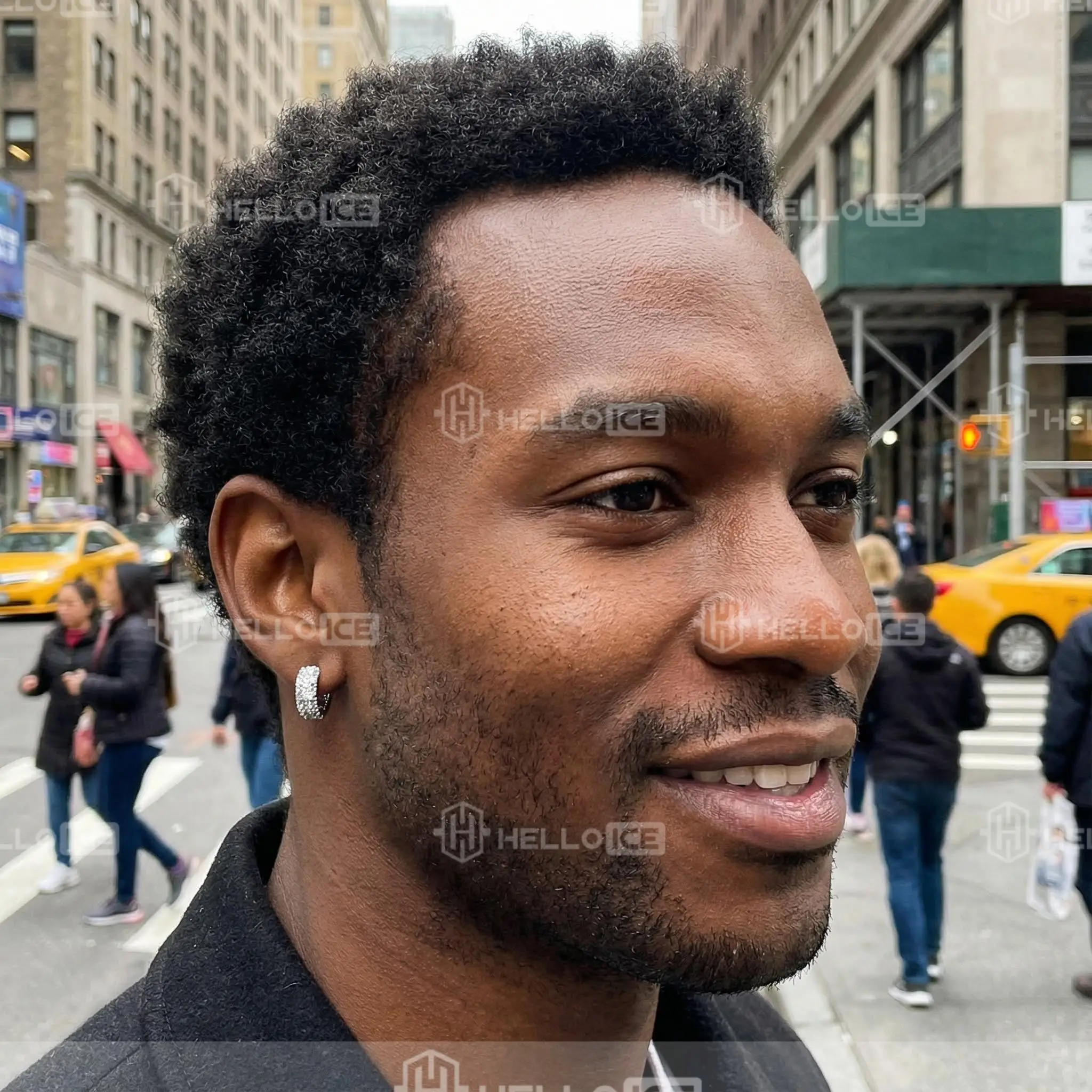 Helloice Review Image