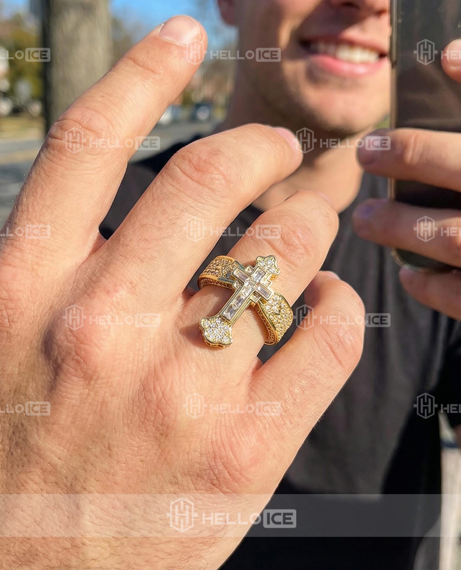 Helloice Review Image