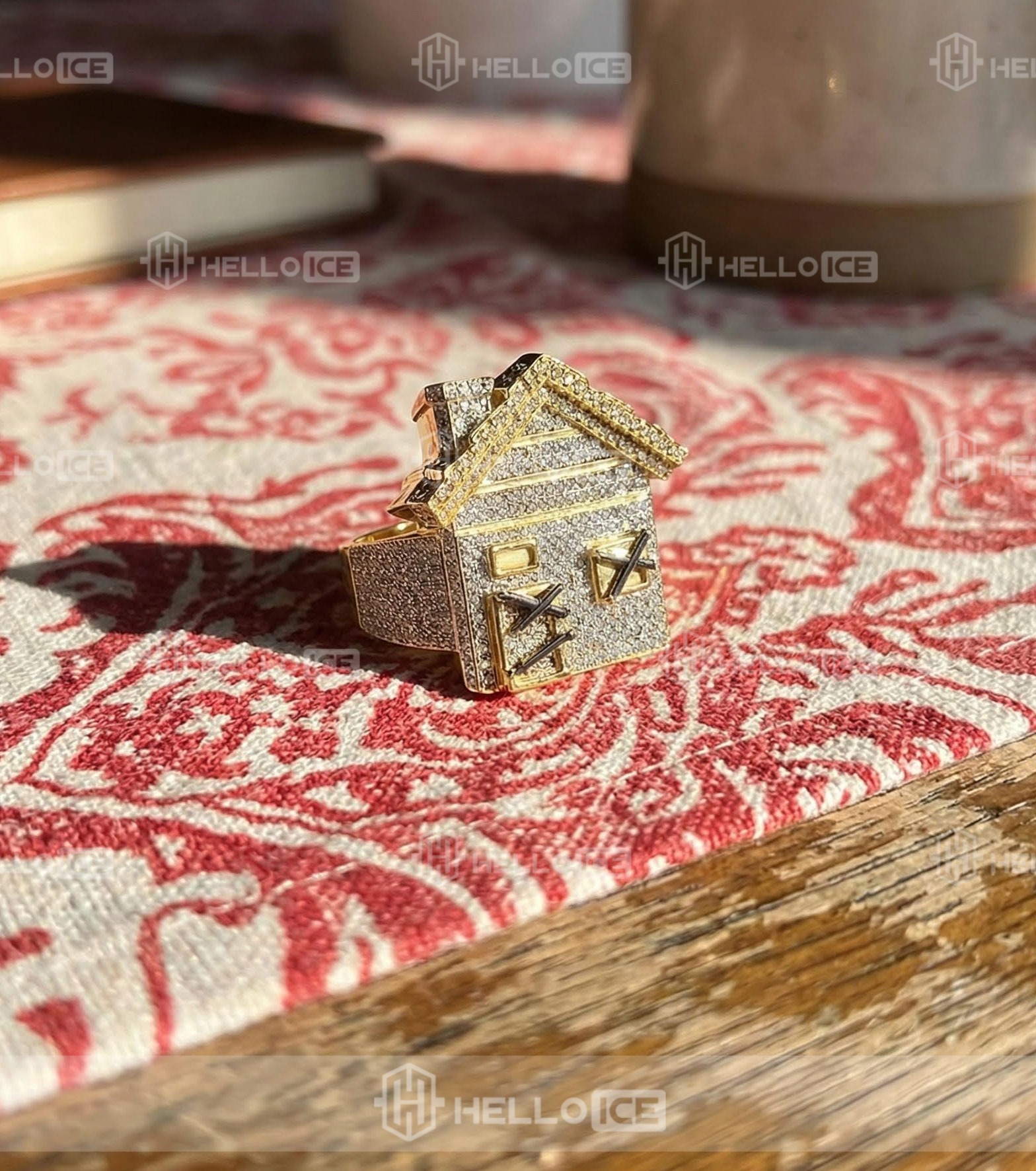 Helloice Review Image