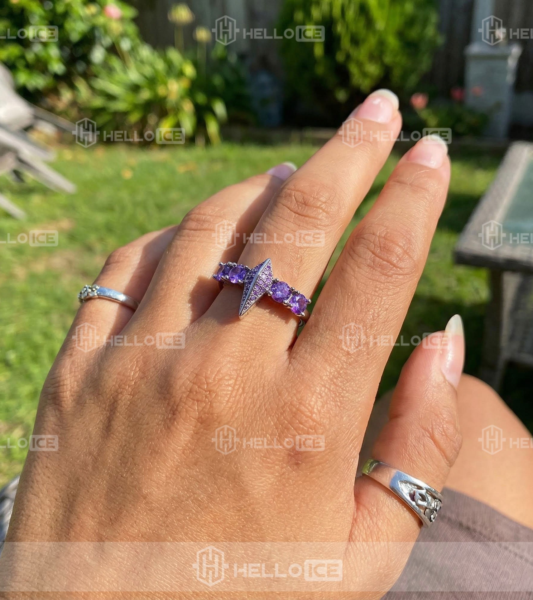 Helloice Review Image