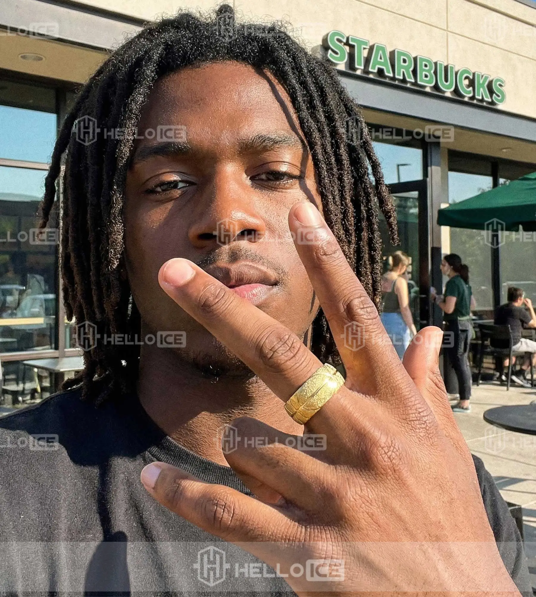 Helloice Review Image