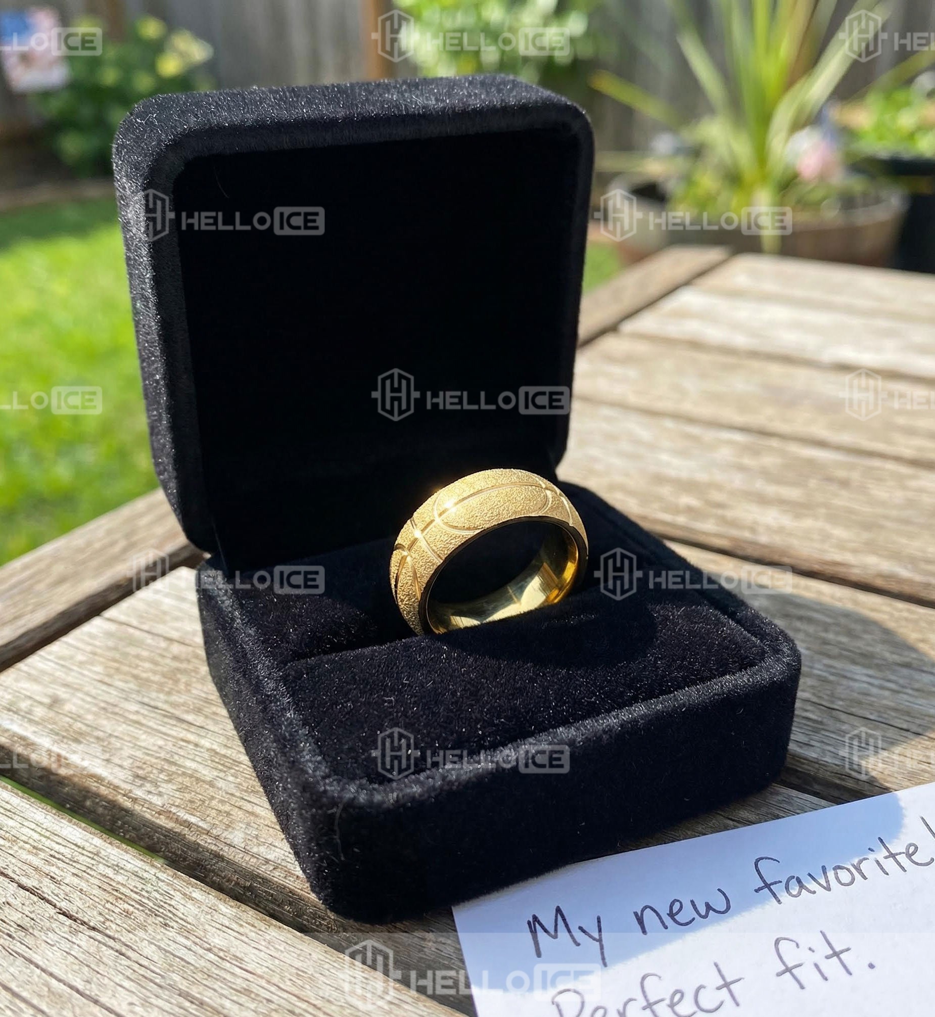 Helloice Review Image