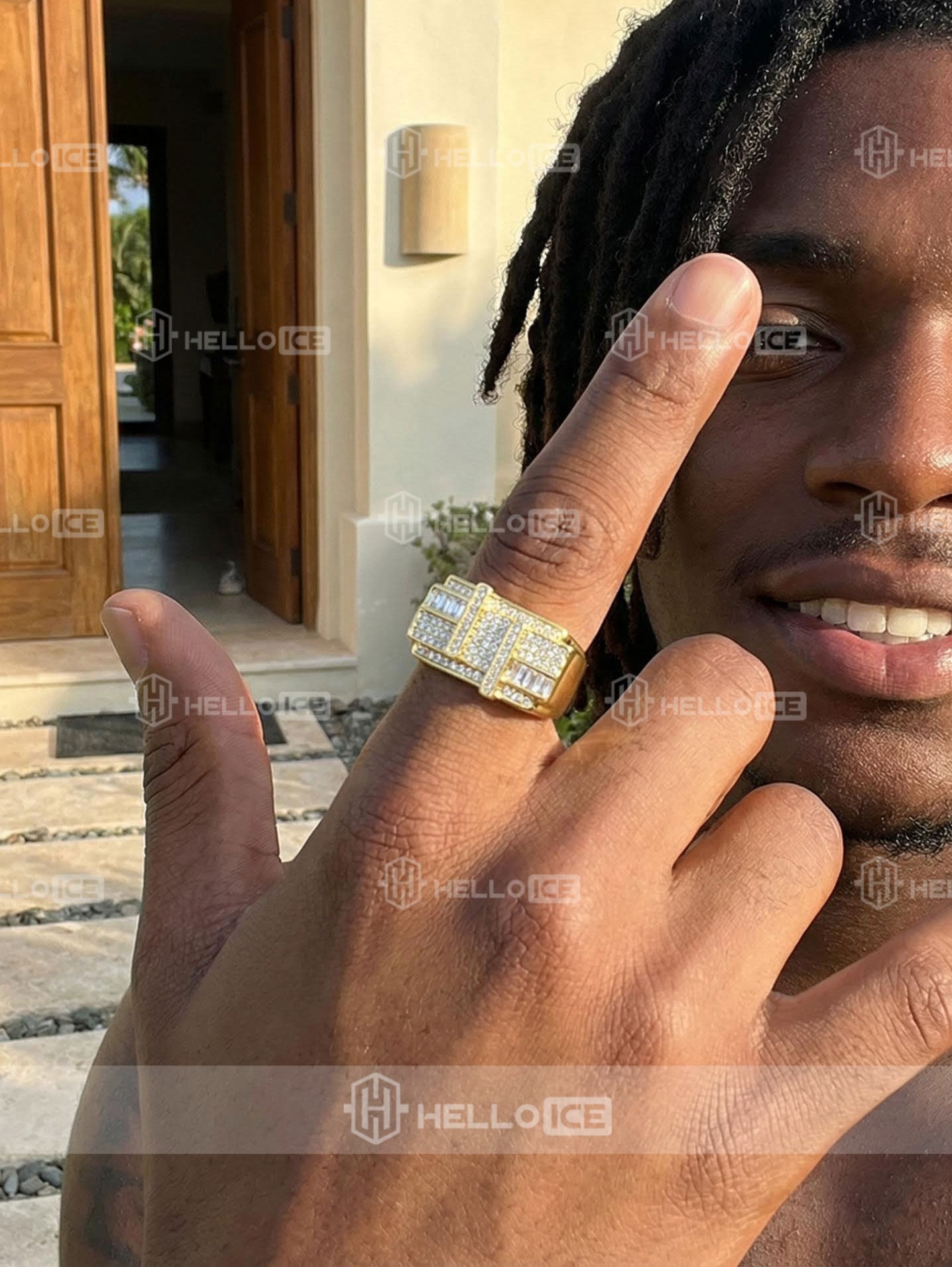 Helloice Review Image