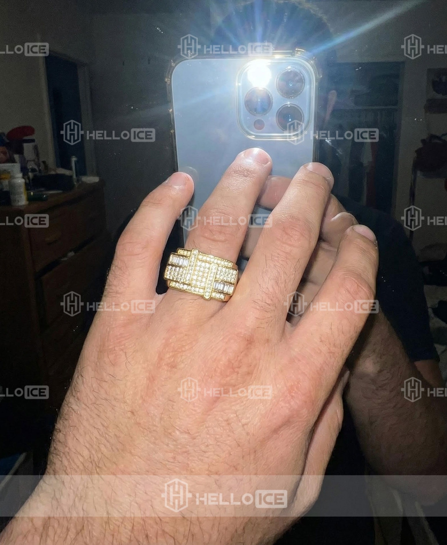 Helloice Review Image